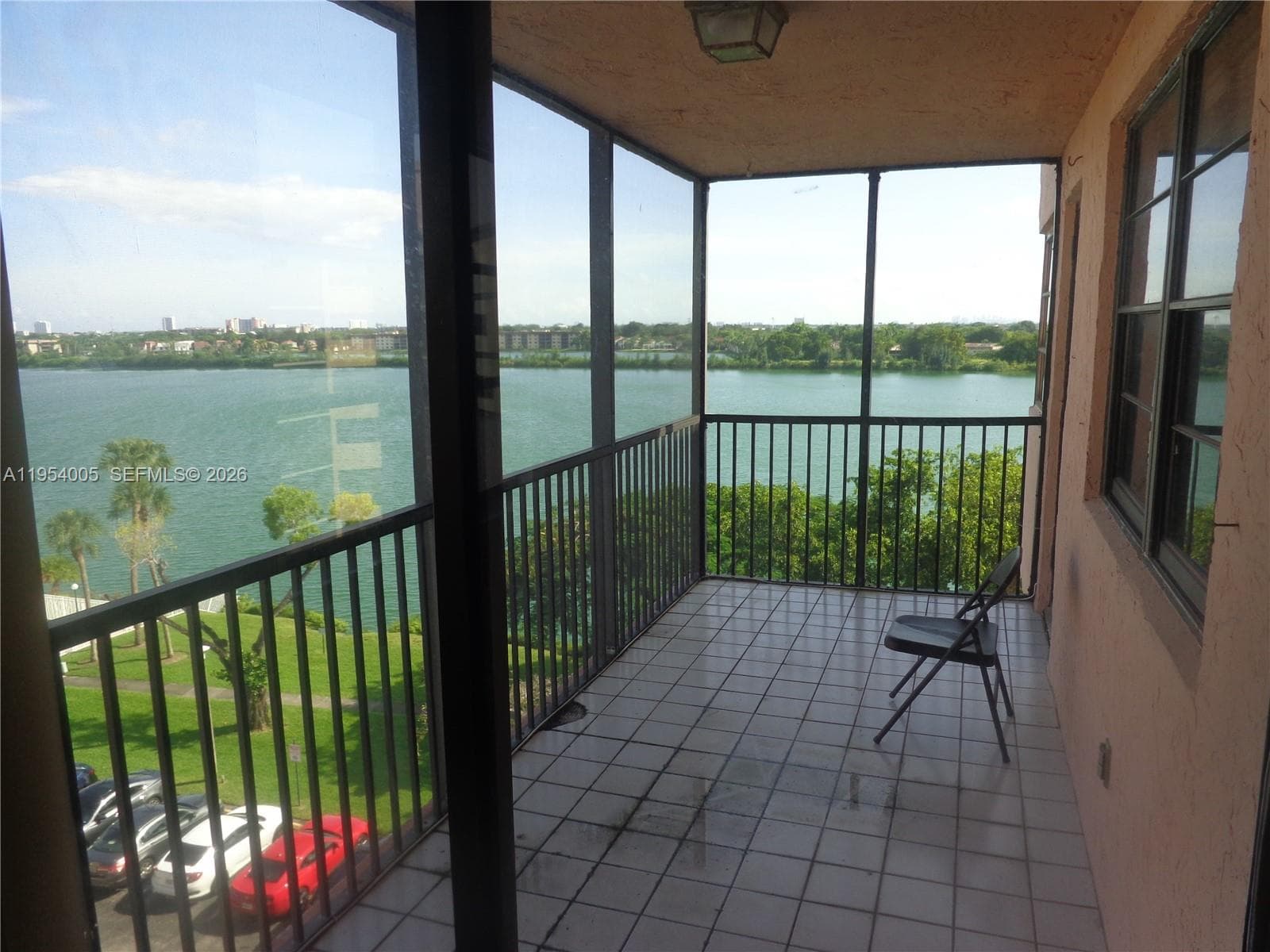 20850 San Simeon Way # 604-5, Miami, FL 33179 photo 3