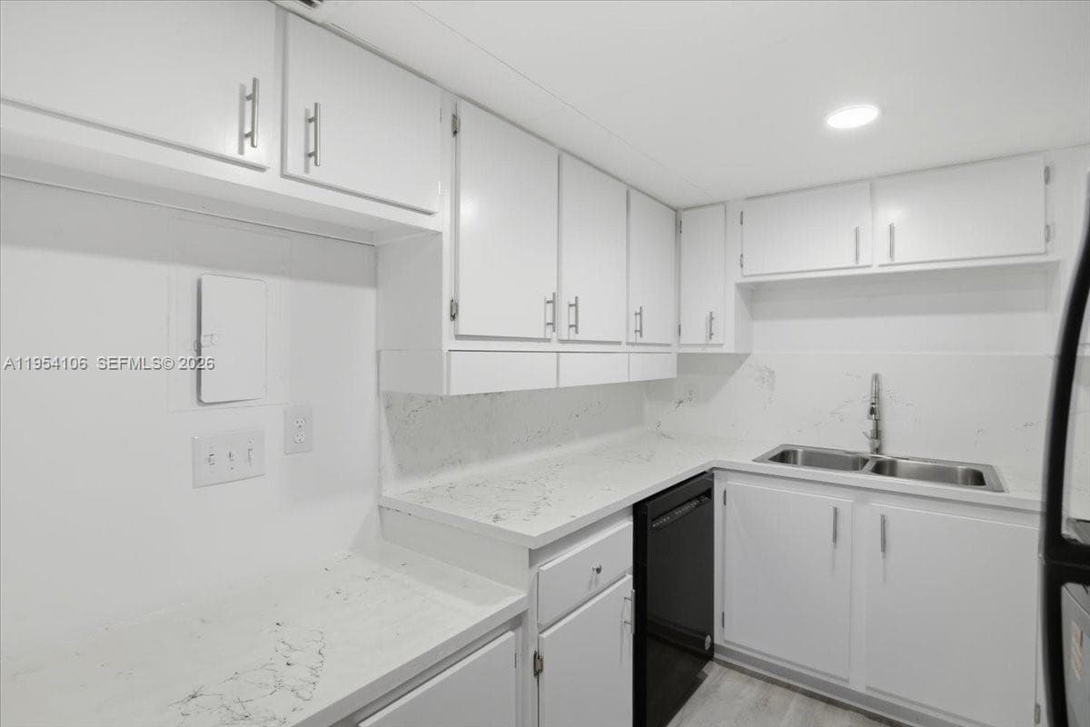 6101 N Falls Cir Dr # 309, Lauderhill FL 33319 photo 5