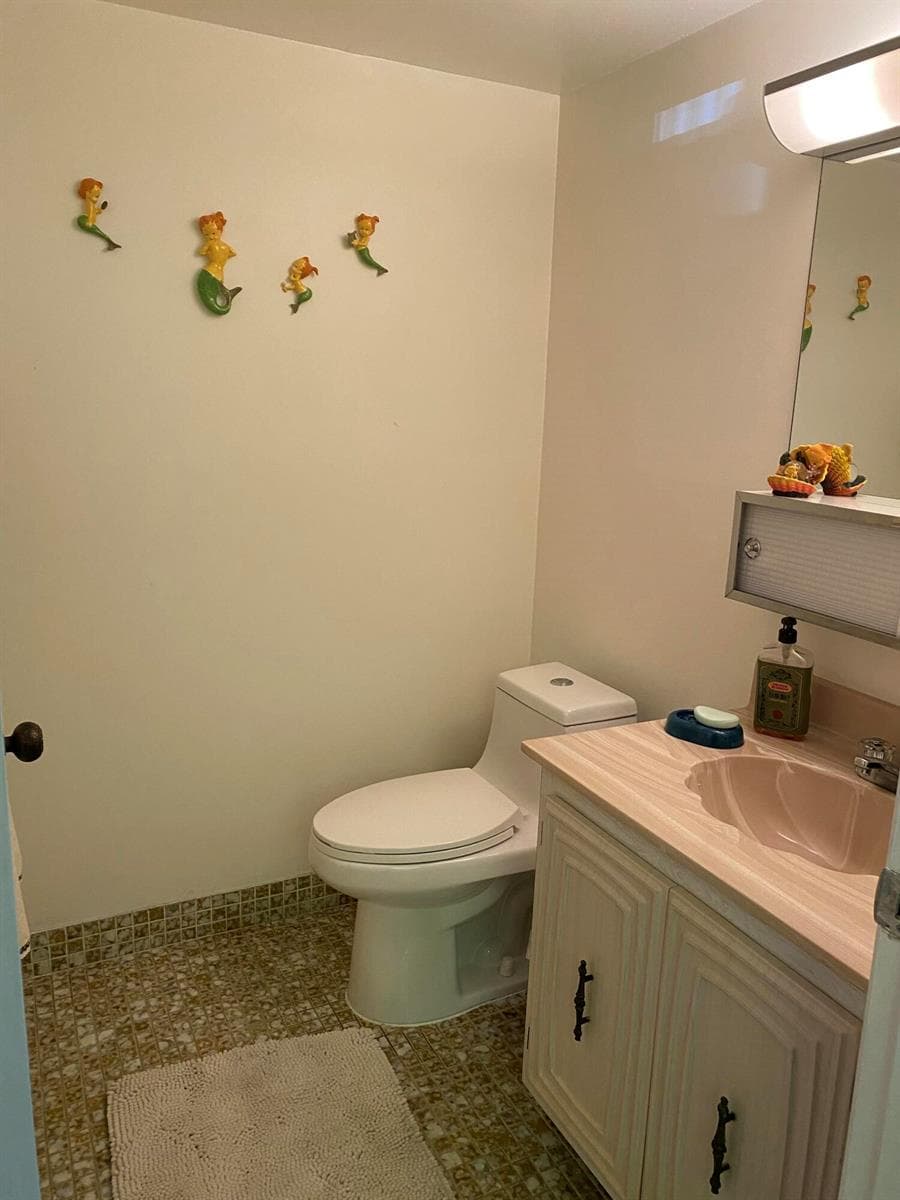 725 Lori Drive # 106, Palm Springs FL 33461 photo 5