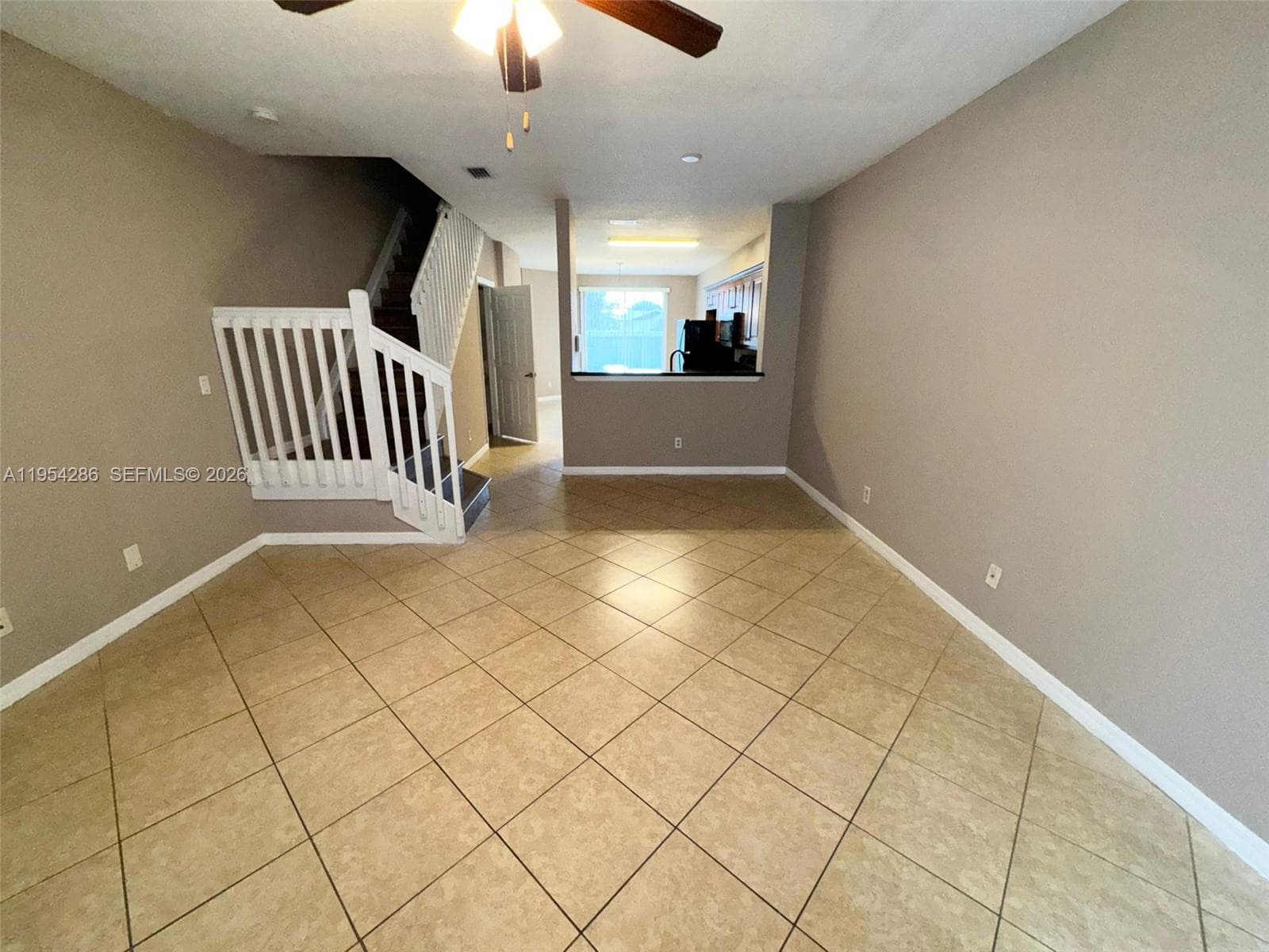 3622 Oleander Ter, Riviera Beach FL 33404 photo 2