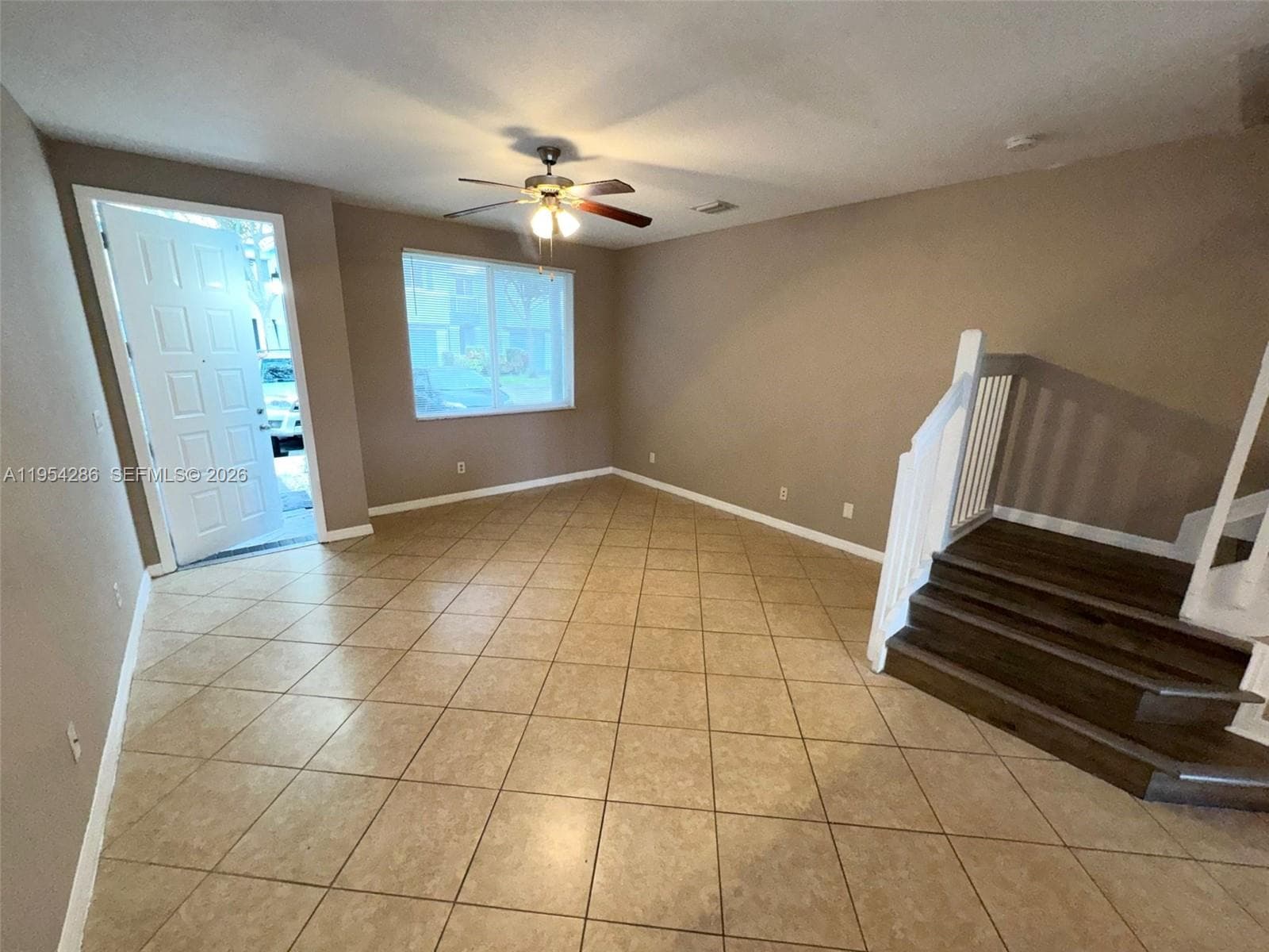 3622 Oleander Ter, Riviera Beach FL 33404 photo 3