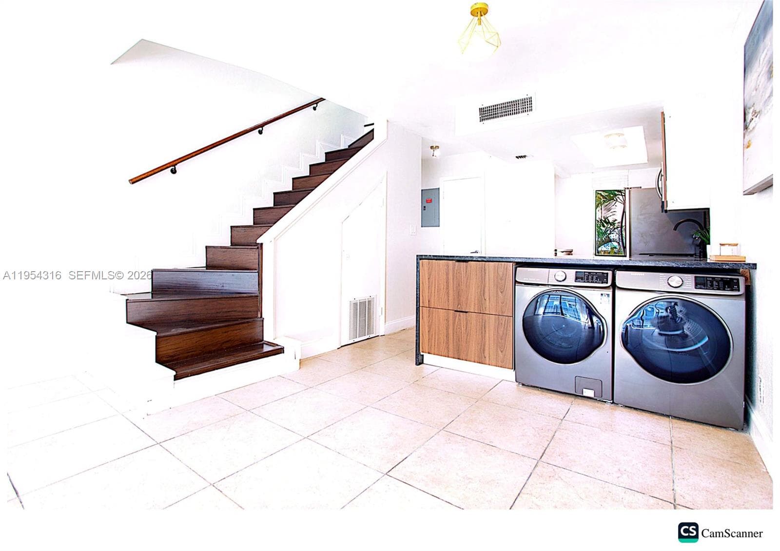 1531 SE 15th St # 5, Fort Lauderdale FL 33316 photo 4
