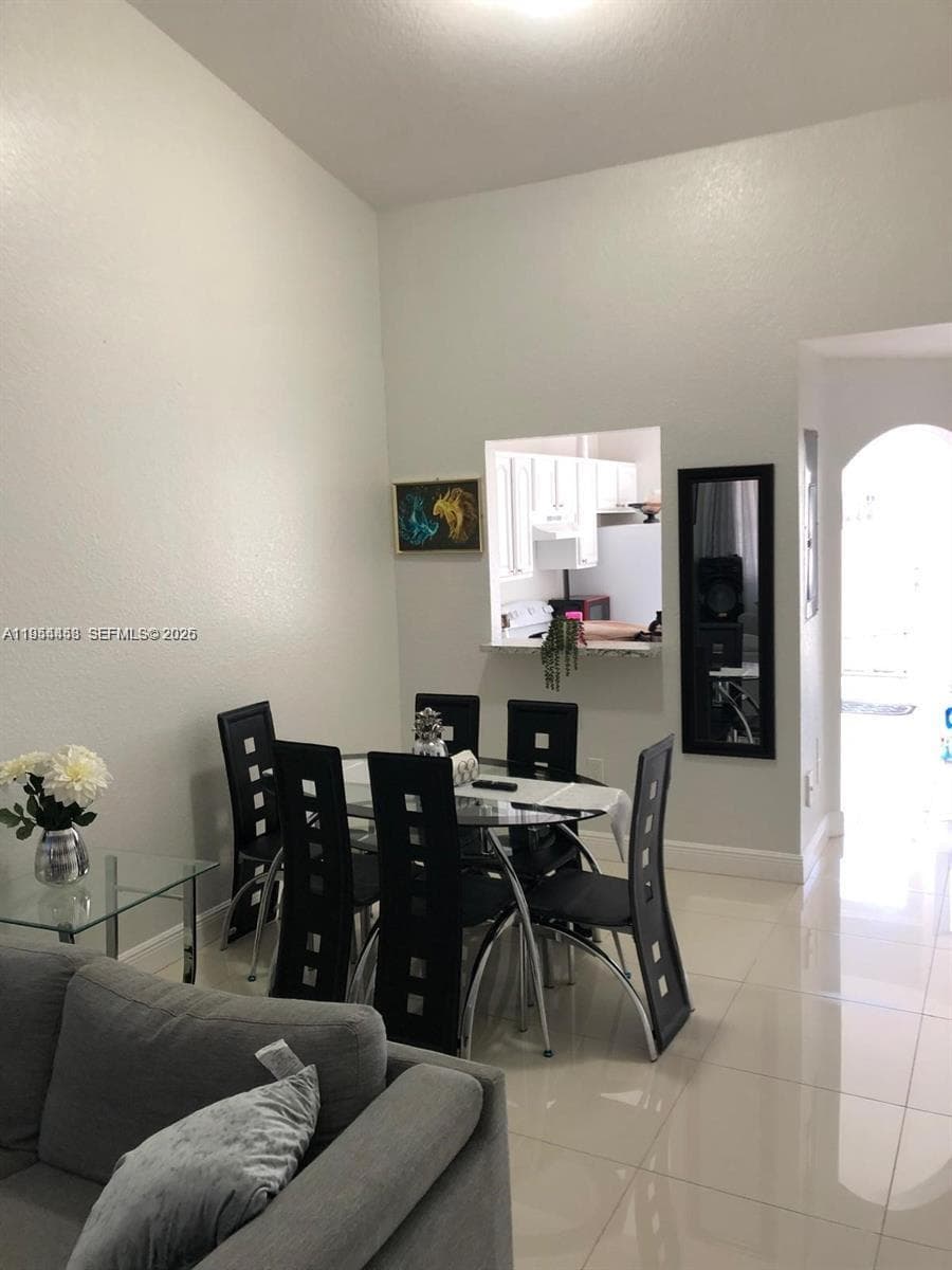 27 NE 13th Ave # 4, Homestead FL 33033 photo 3