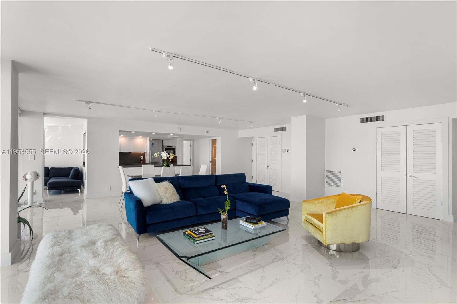 2655 Collins Ave, Miami Beach FL 33140 photo 4