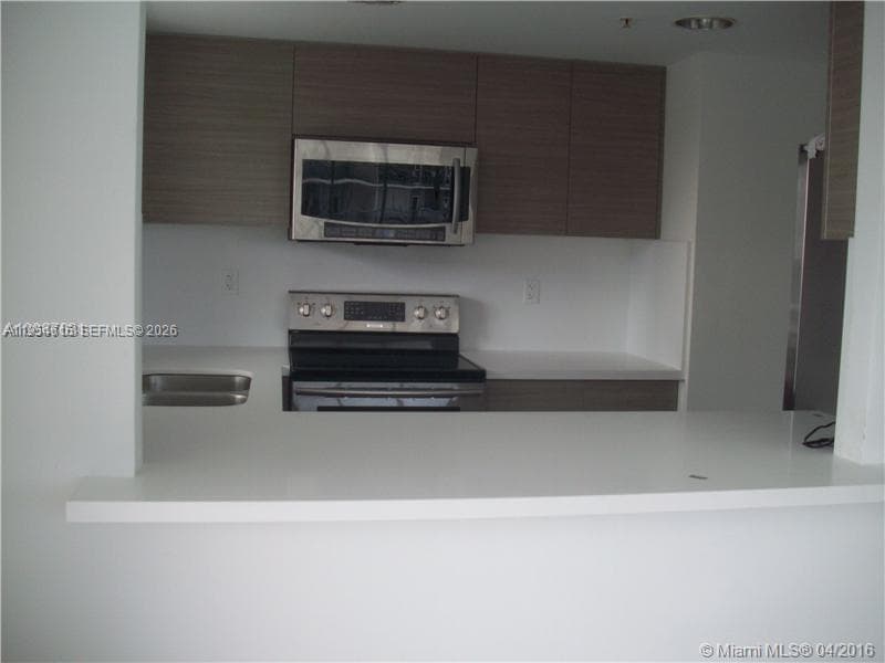 1402 Brickell Bay Dr # 1103, Miami FL 33131 photo 5