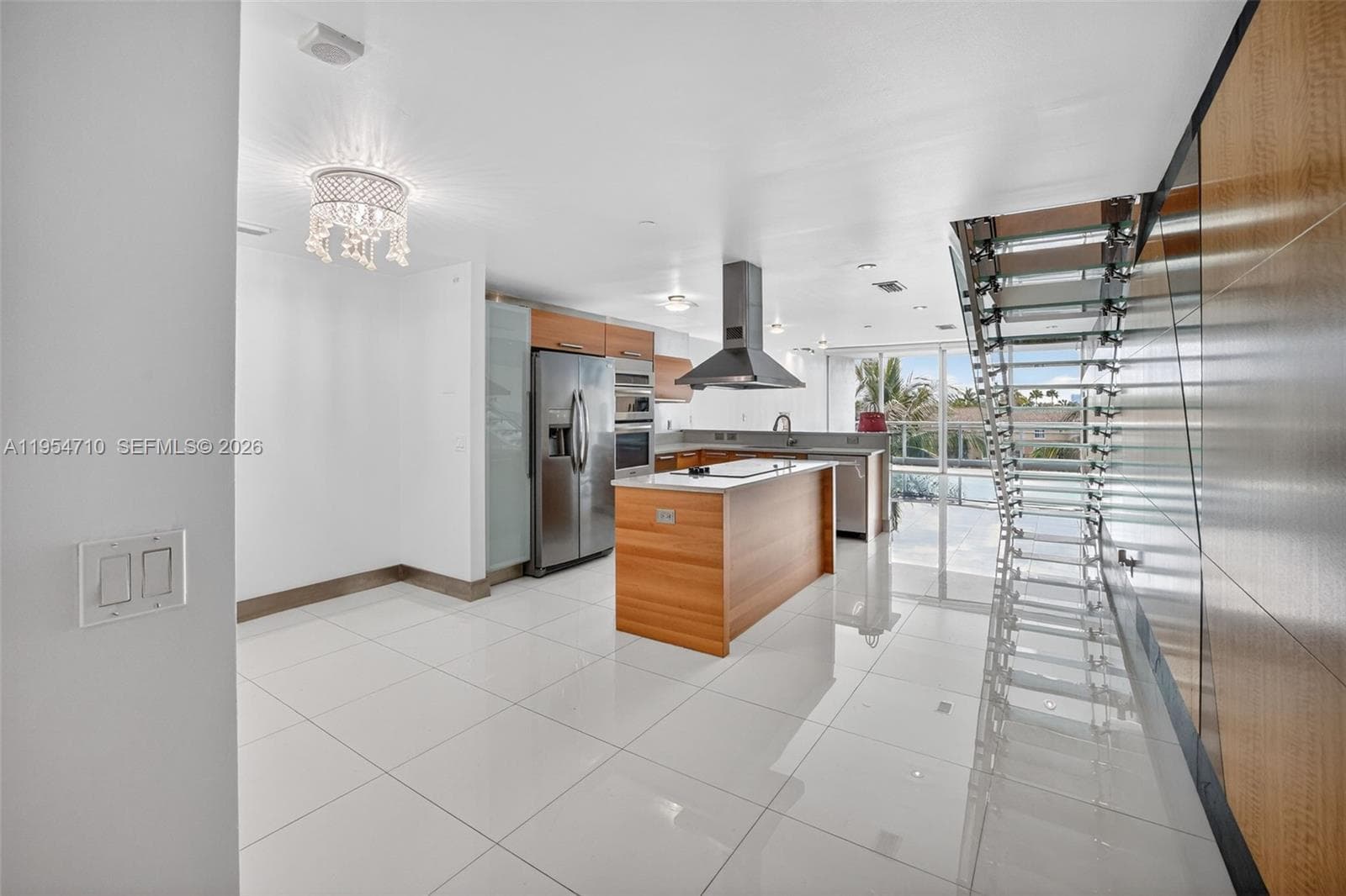 2950 NE 188th St # 302, Aventura FL 33180 photo 5