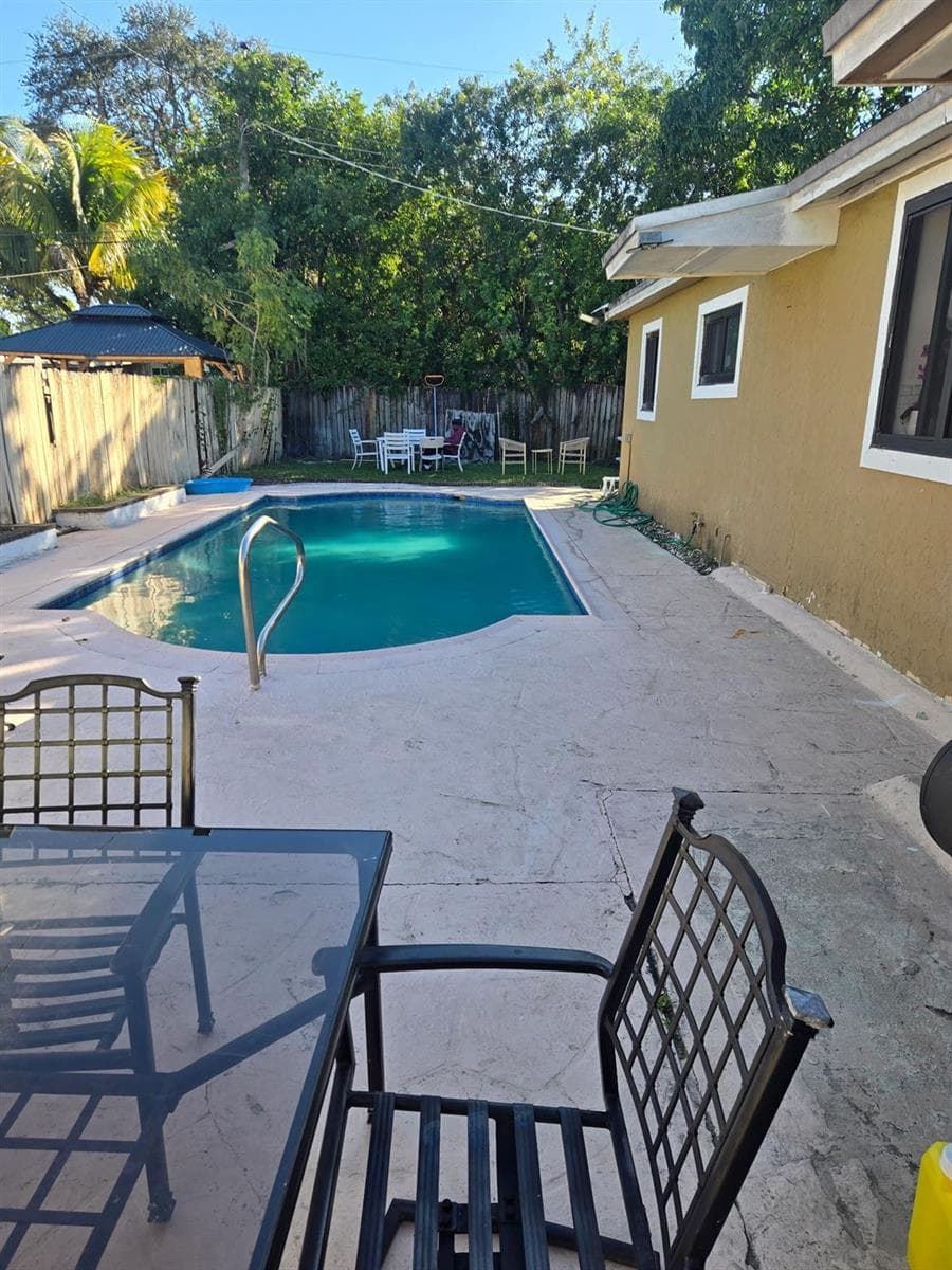 301 N 66th Avenue, Hollywood FL 33024 photo 3