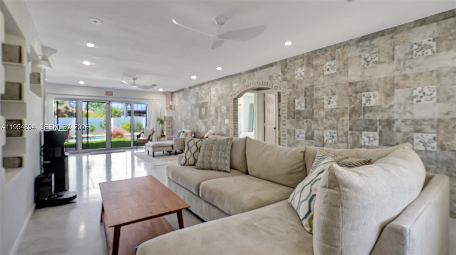 1311 Pierce St, Hollywood FL 33019 photo 5