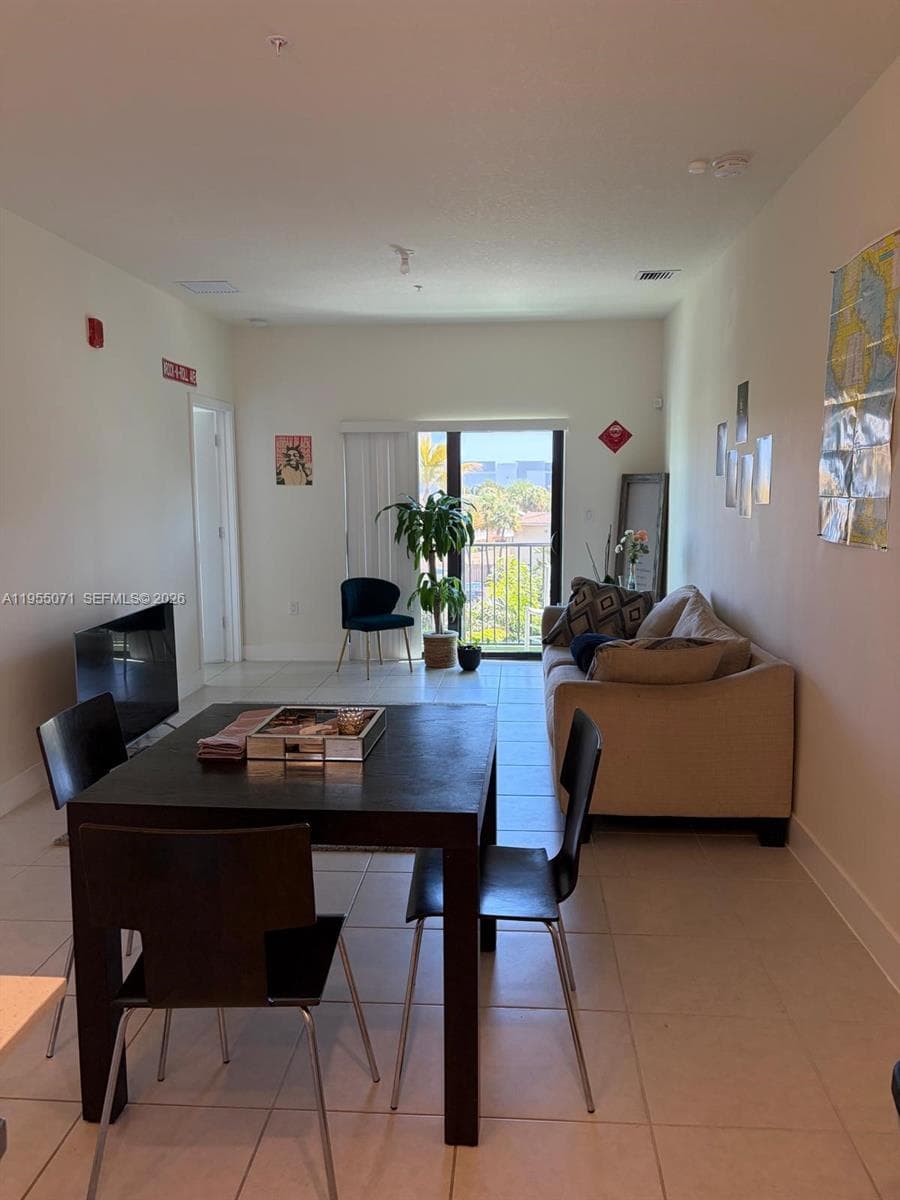 8001 NW 41st St # 310, Doral FL 33166 photo 3