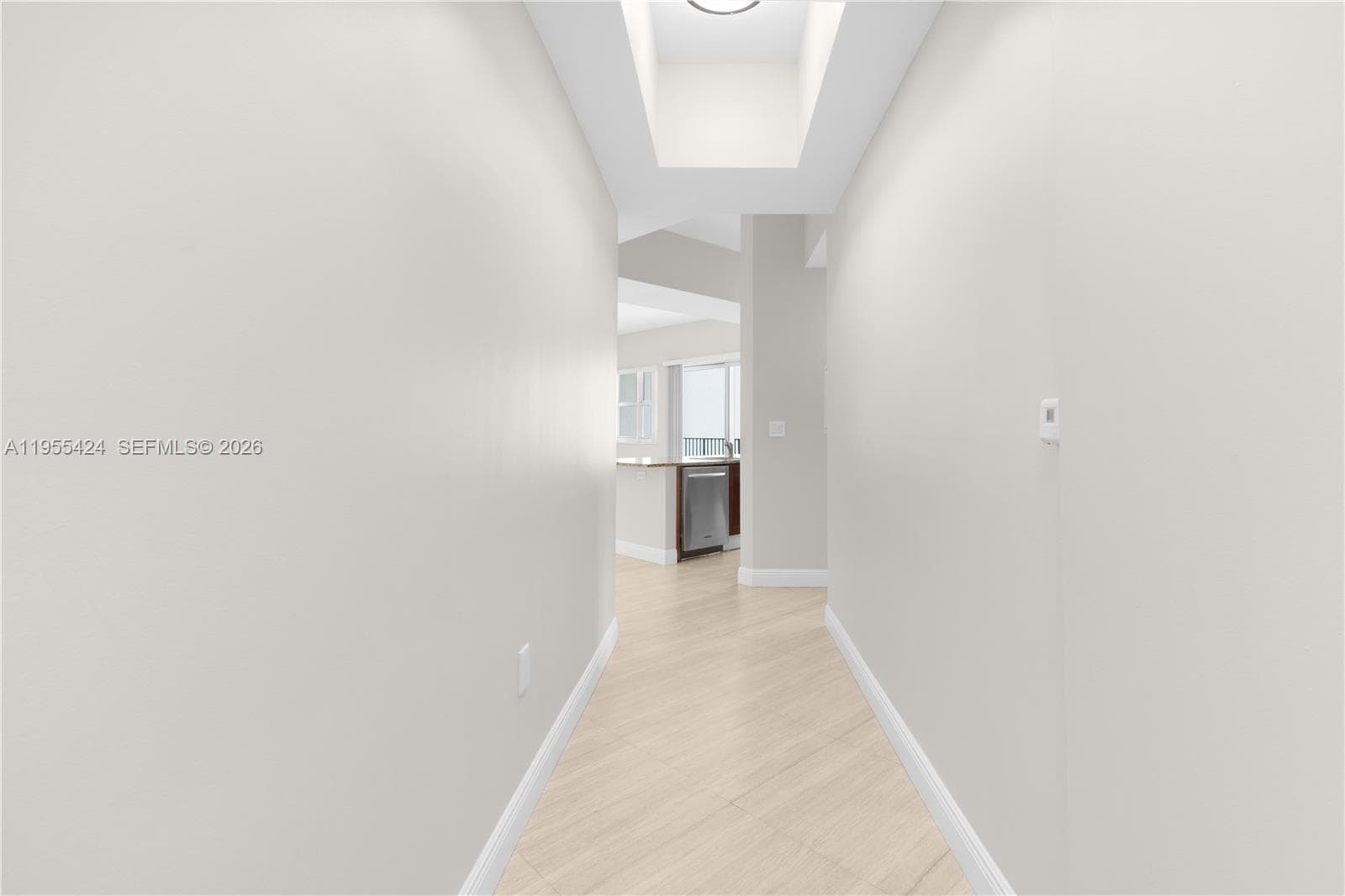 20000 E Country Club Dr # 402, Aventura FL 33180 photo 2