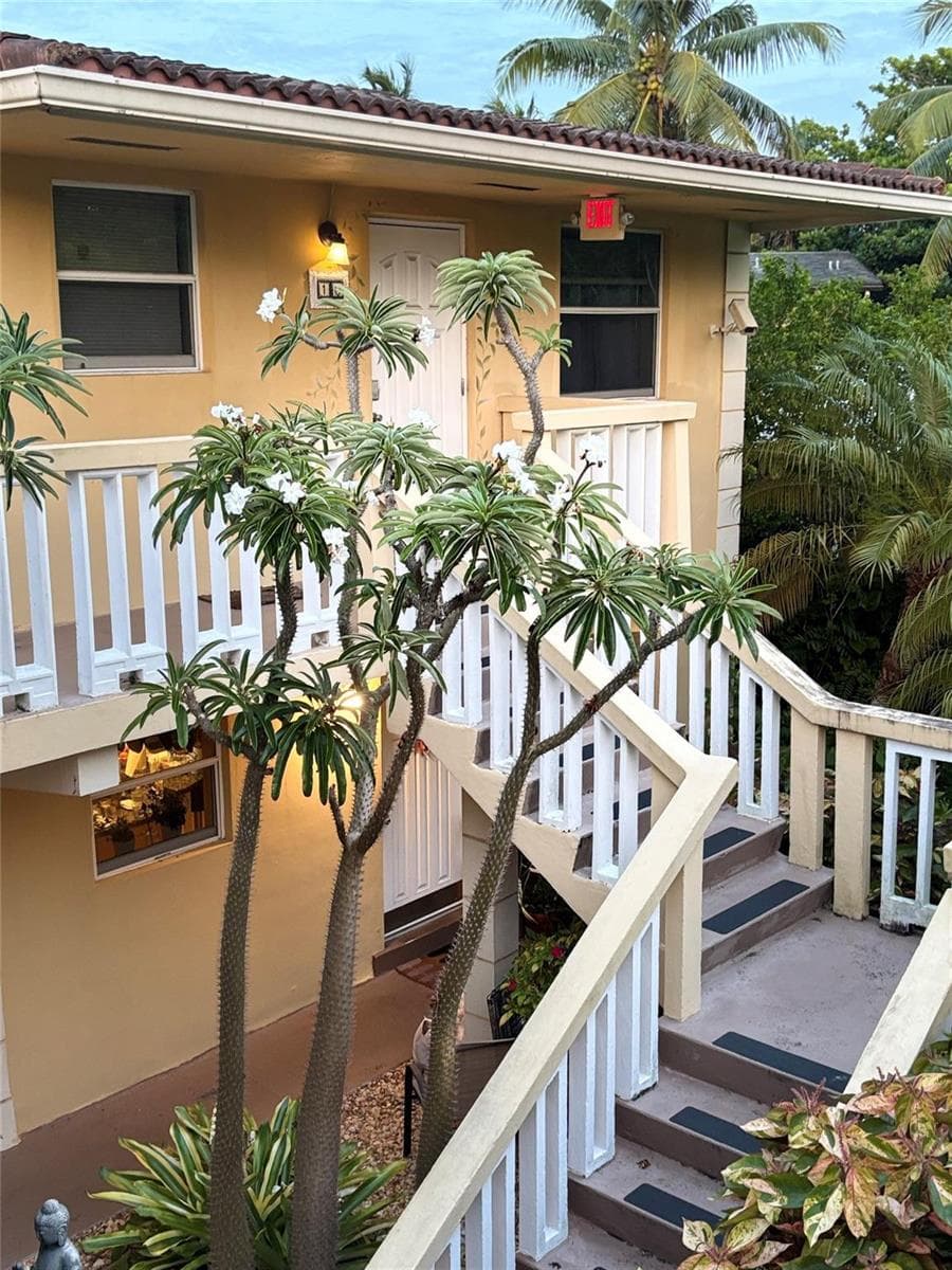 811 NE 14th Place # 6, Fort Lauderdale, FL 33304 photo 5
