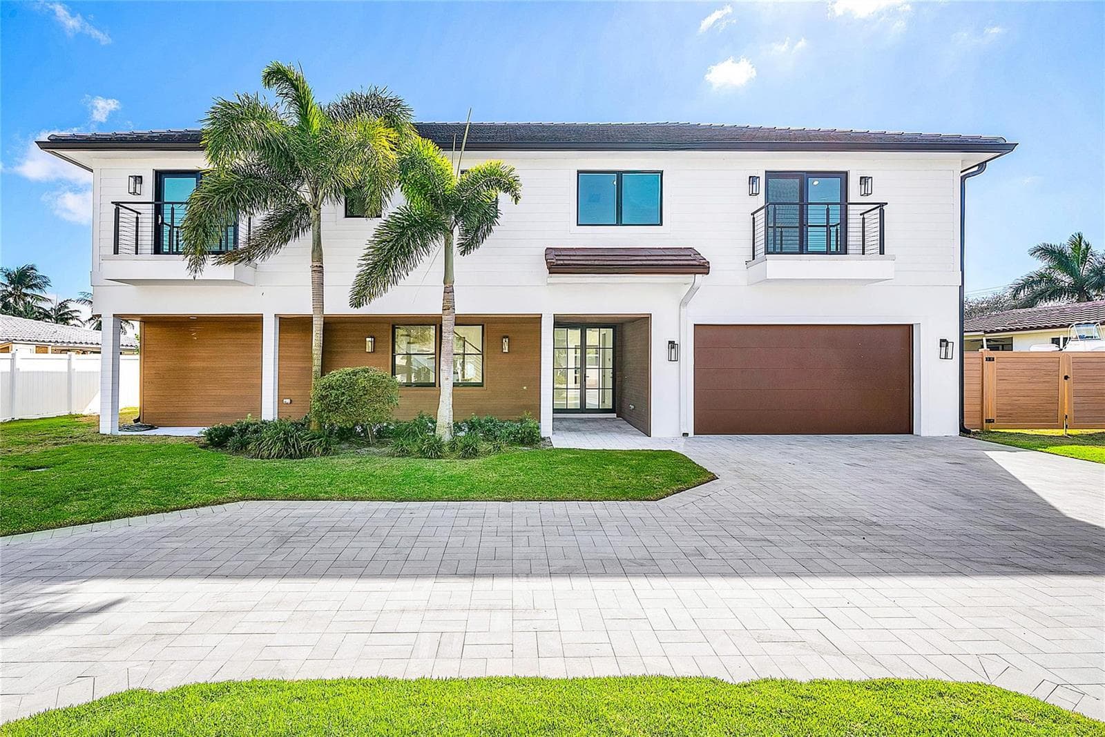 8 Leeward Circle, Jupiter FL 33469 photo 2
