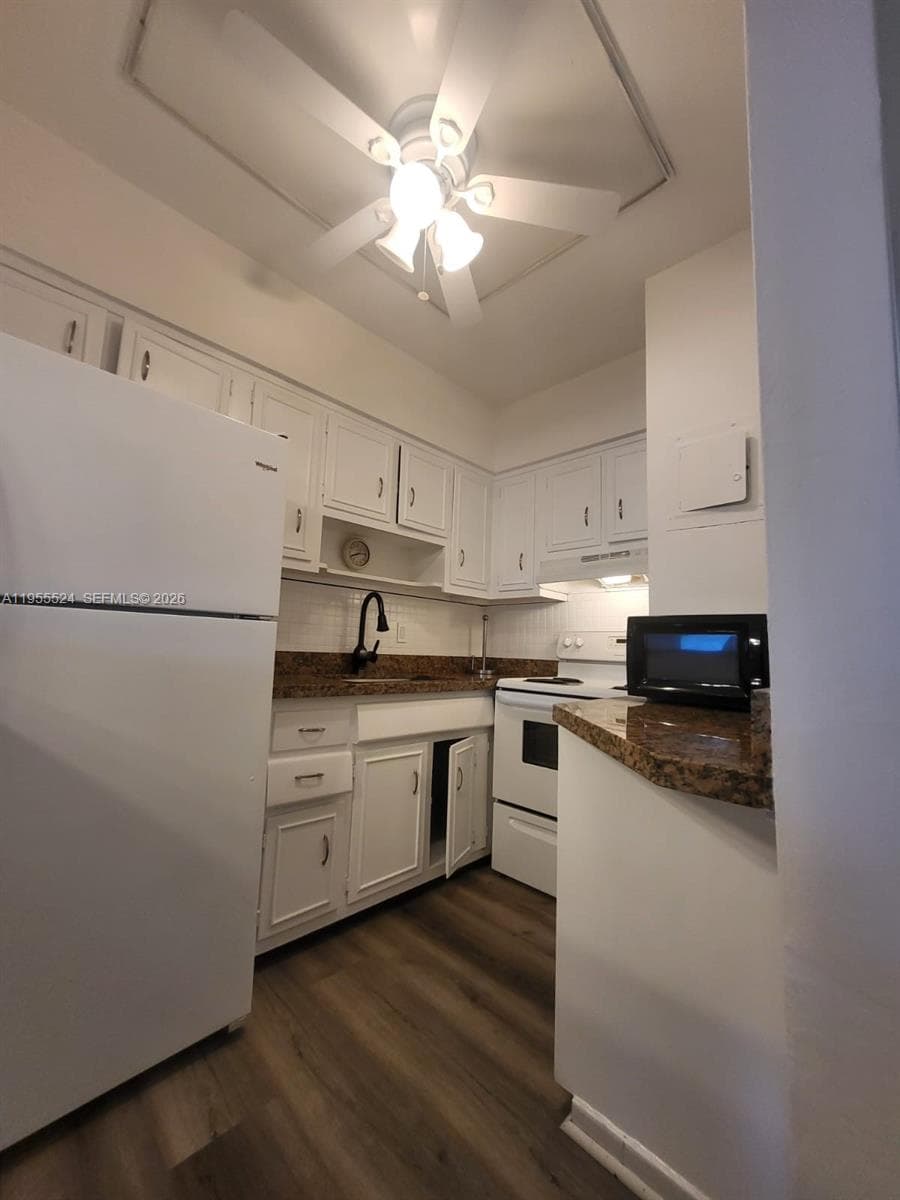 600 Layne Blvd # 118, Hallandale Beach FL 33009 photo 3