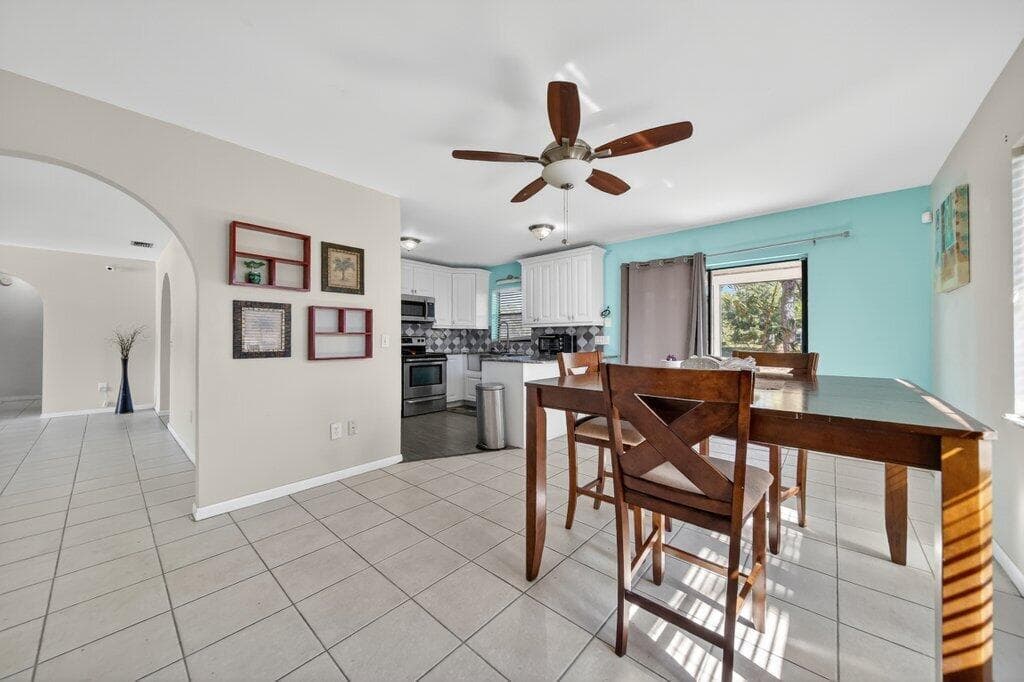 2097 SE Mantua Street, Port St. Lucie FL 34952 photo 3