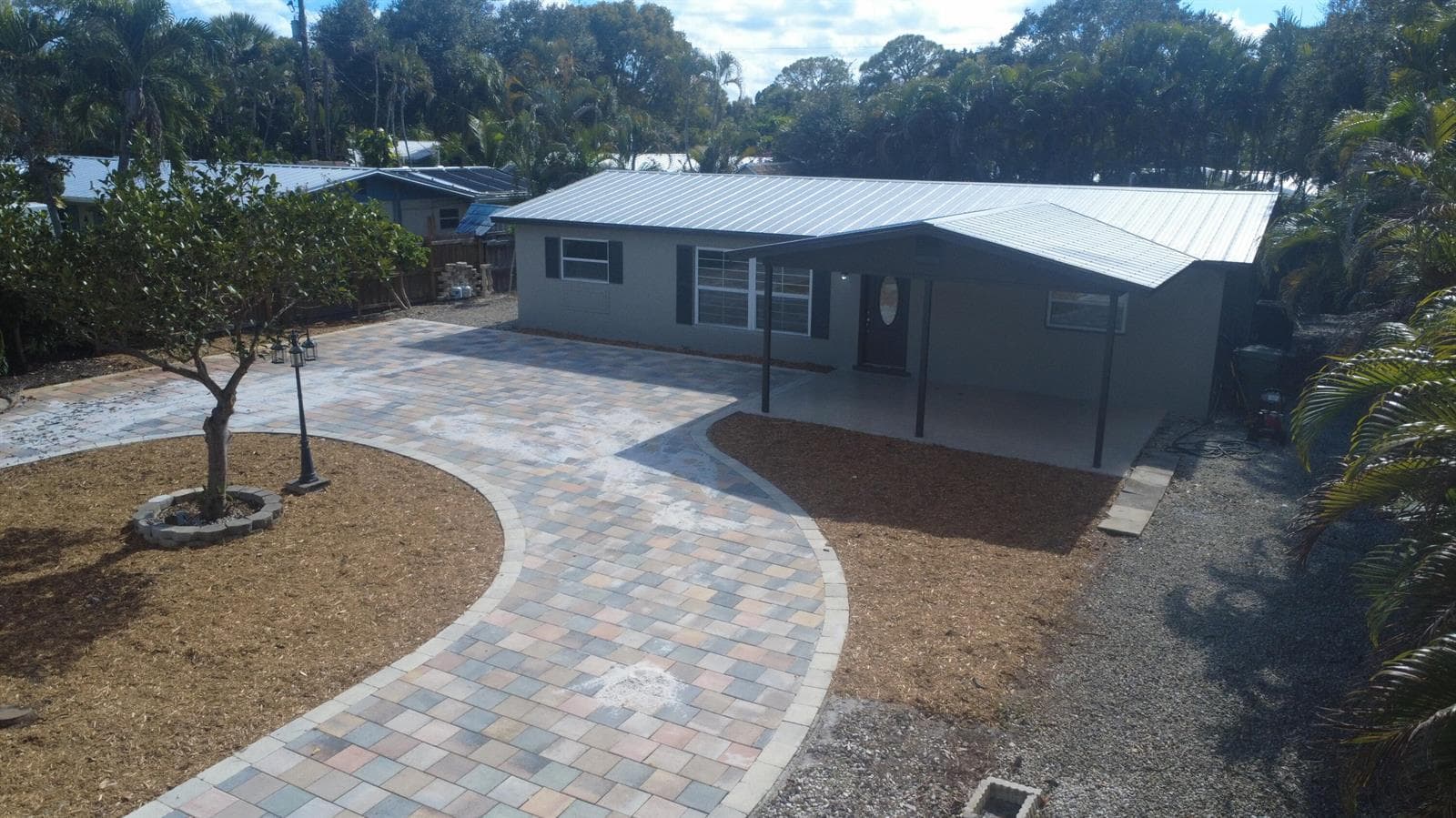 507 SW North River Point Drive, Stuart FL 34994 photo 2