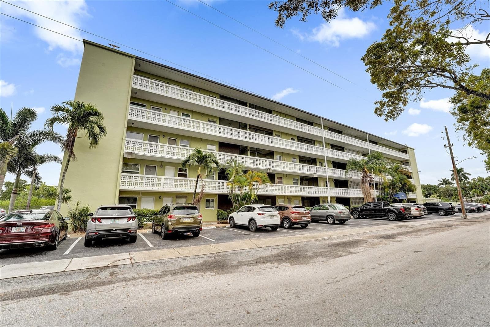 1425 Arthur Street # 202A, Hollywood FL 33020 photo 2