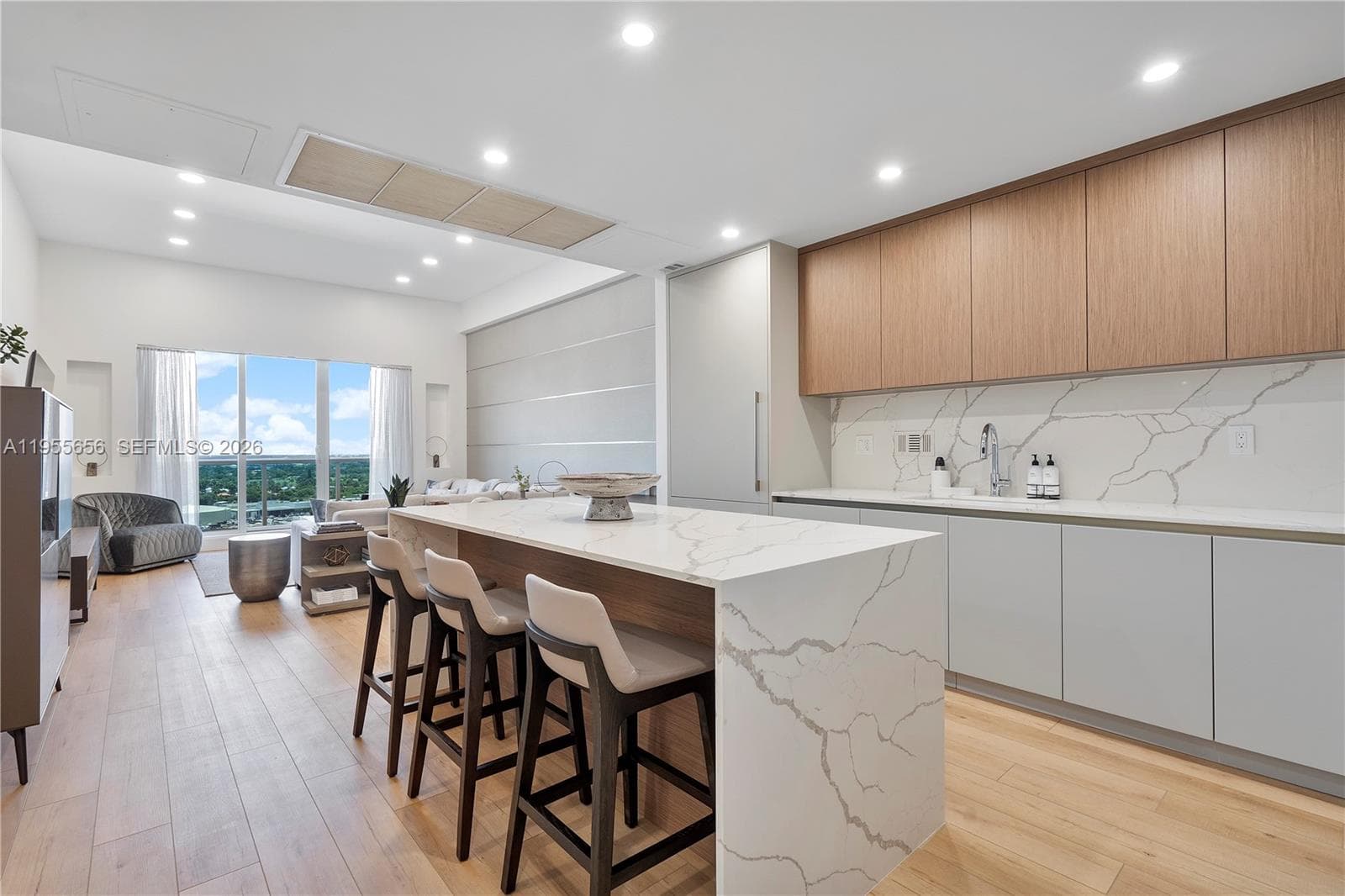 2301 Collins Ave # 1633, Miami Beach FL 33139 photo 3
