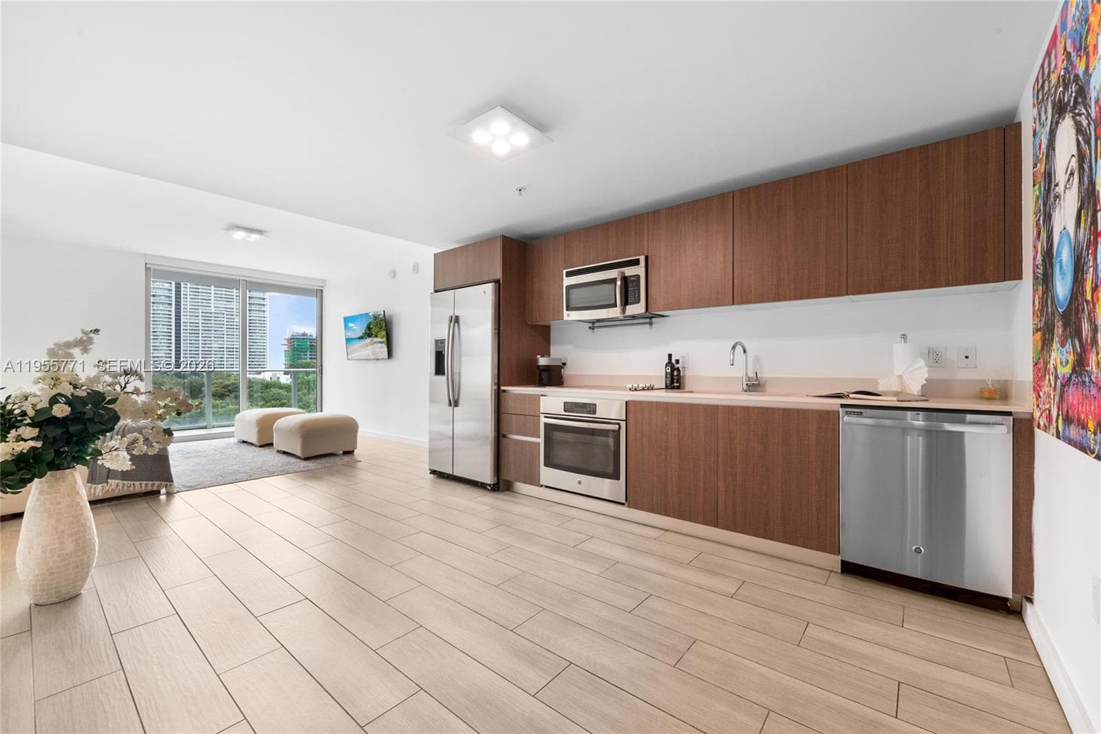1600 SW 1st Ave # 707, Miami FL 33129 photo 2