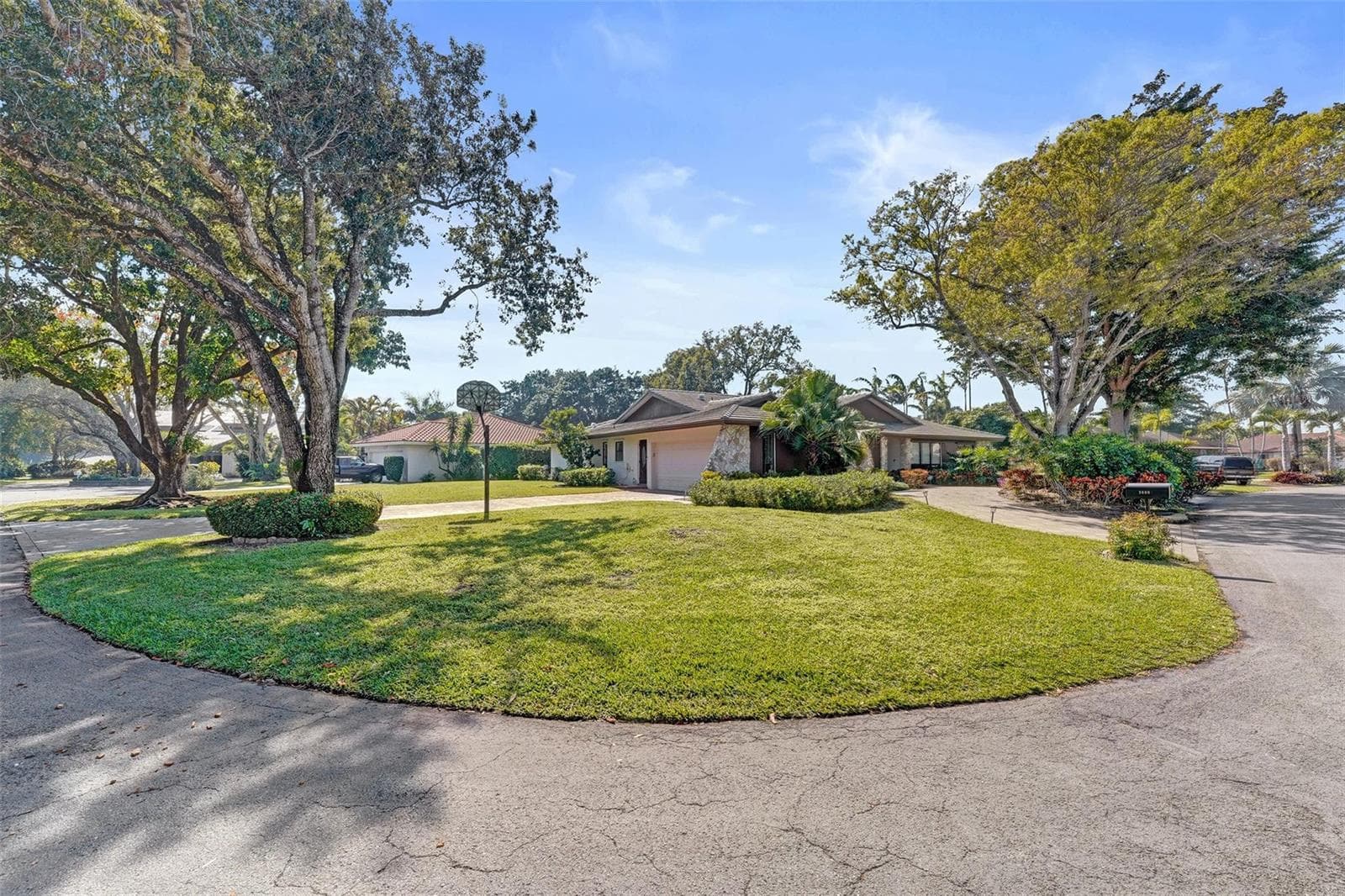 9600 Conch Shell Manor, Plantation FL 33324 photo 2