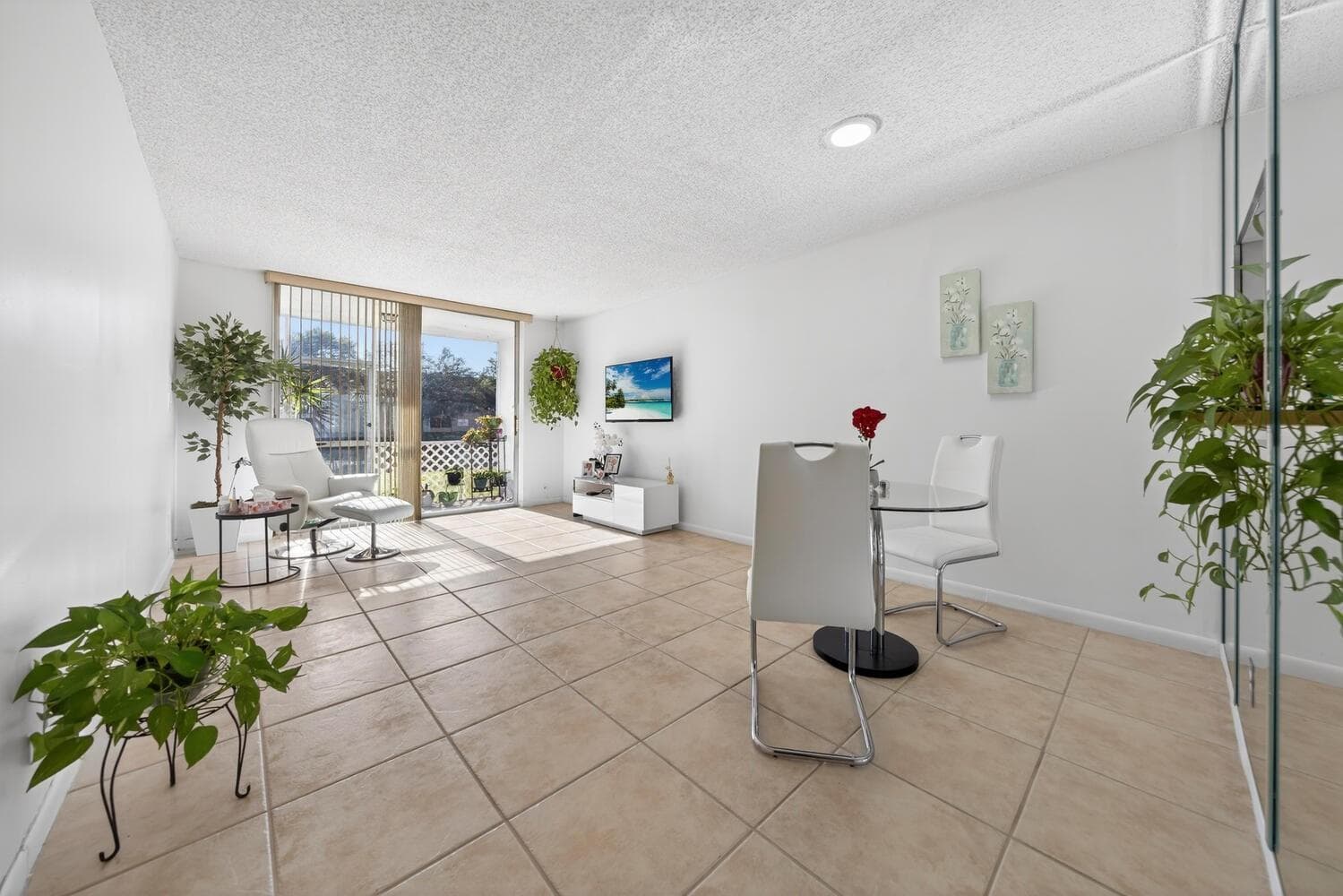 9281 Sunrise Lakes Boulevard # 107, Sunrise FL 33322 photo 3