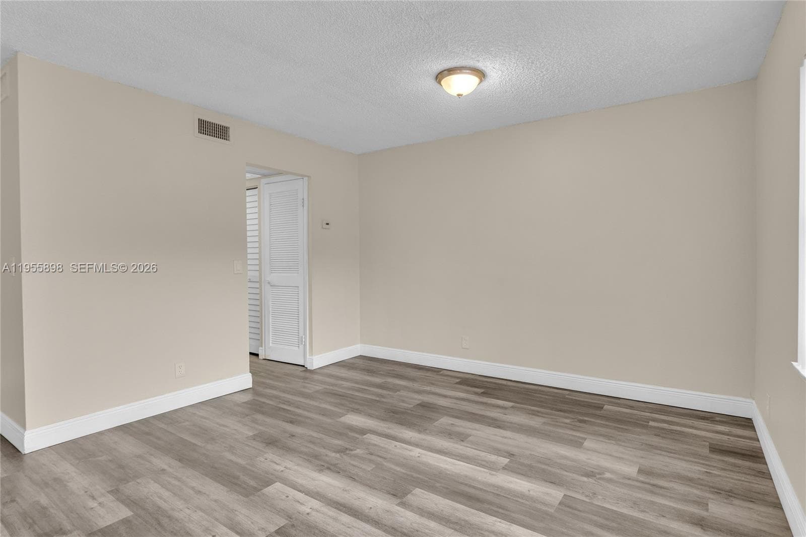 17901 NW 68th Ave # T206, Hialeah FL 33015 photo 5