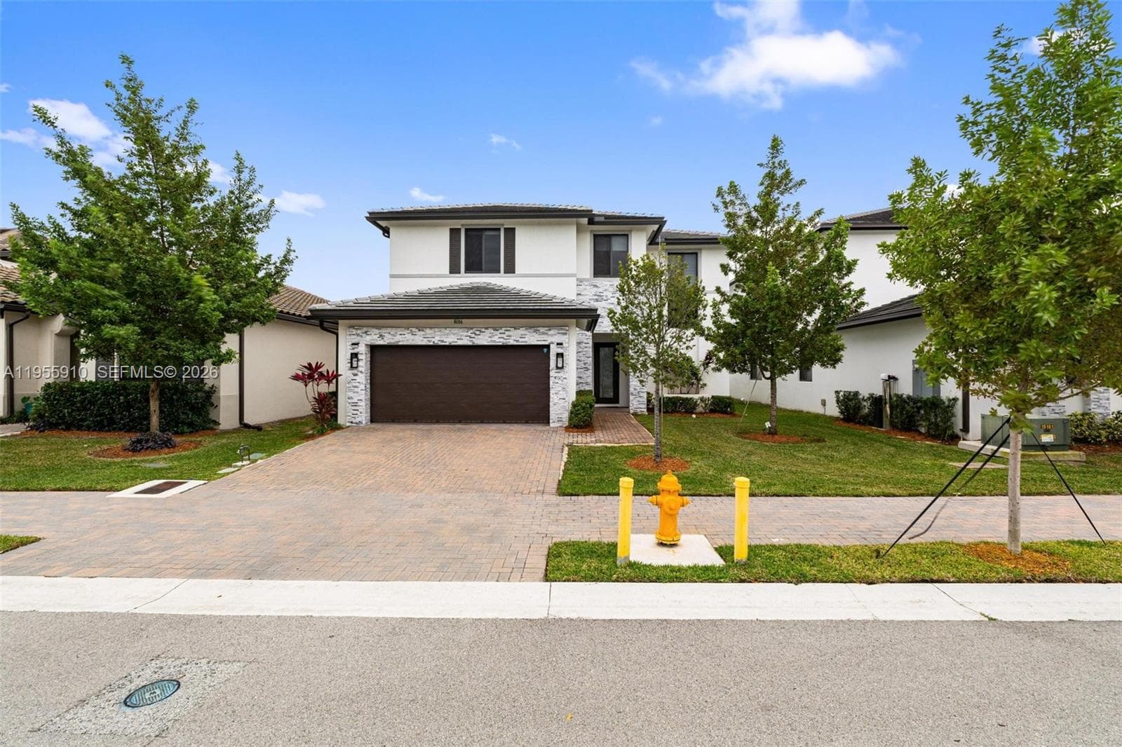 8086 NW 47th Ter, Doral FL 33166 photo 3