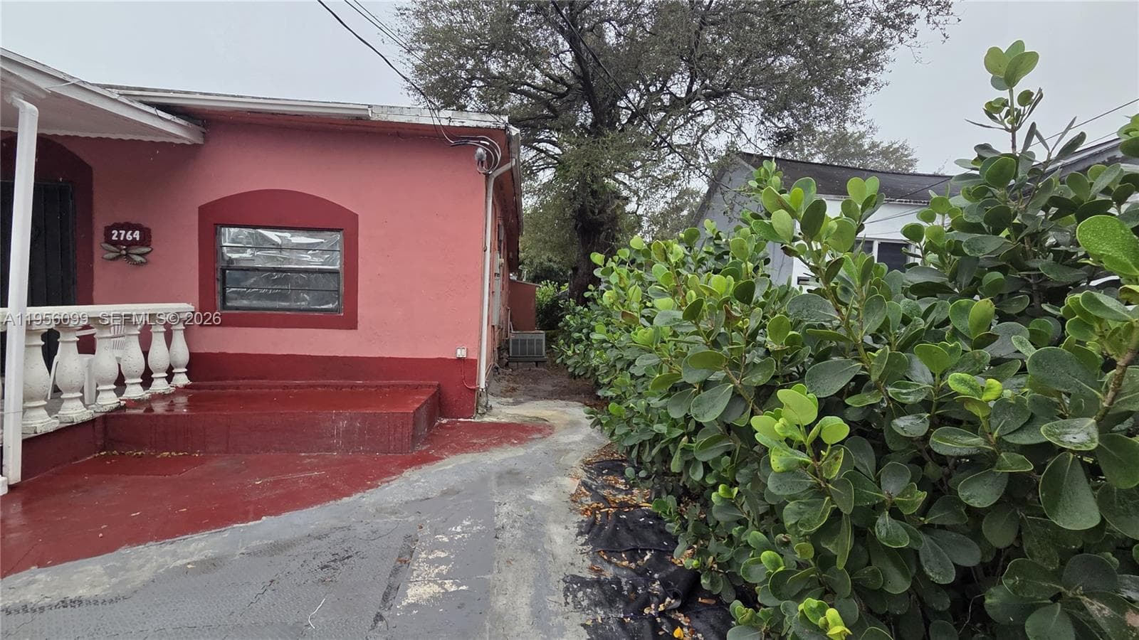 2764 NW 31st St, Miami FL 33142 photo 5