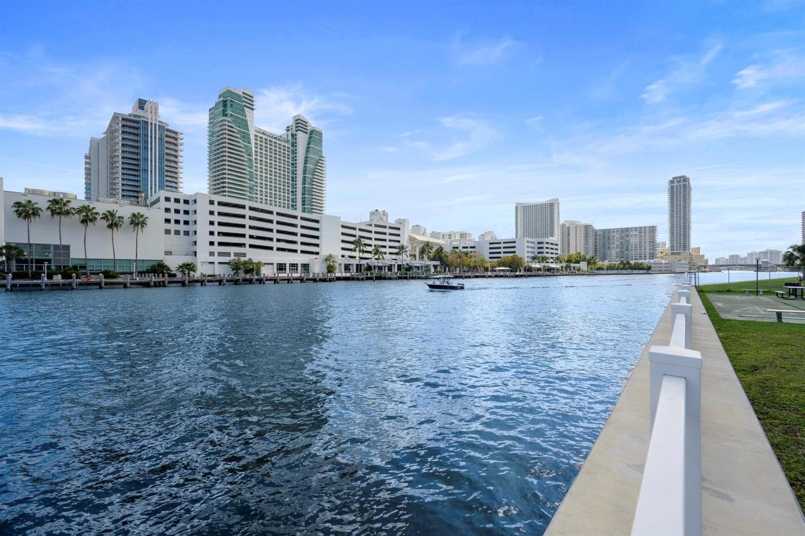 600 Parkview Drive # 1111 (PH11), Hallandale Beach FL 33009 photo 2