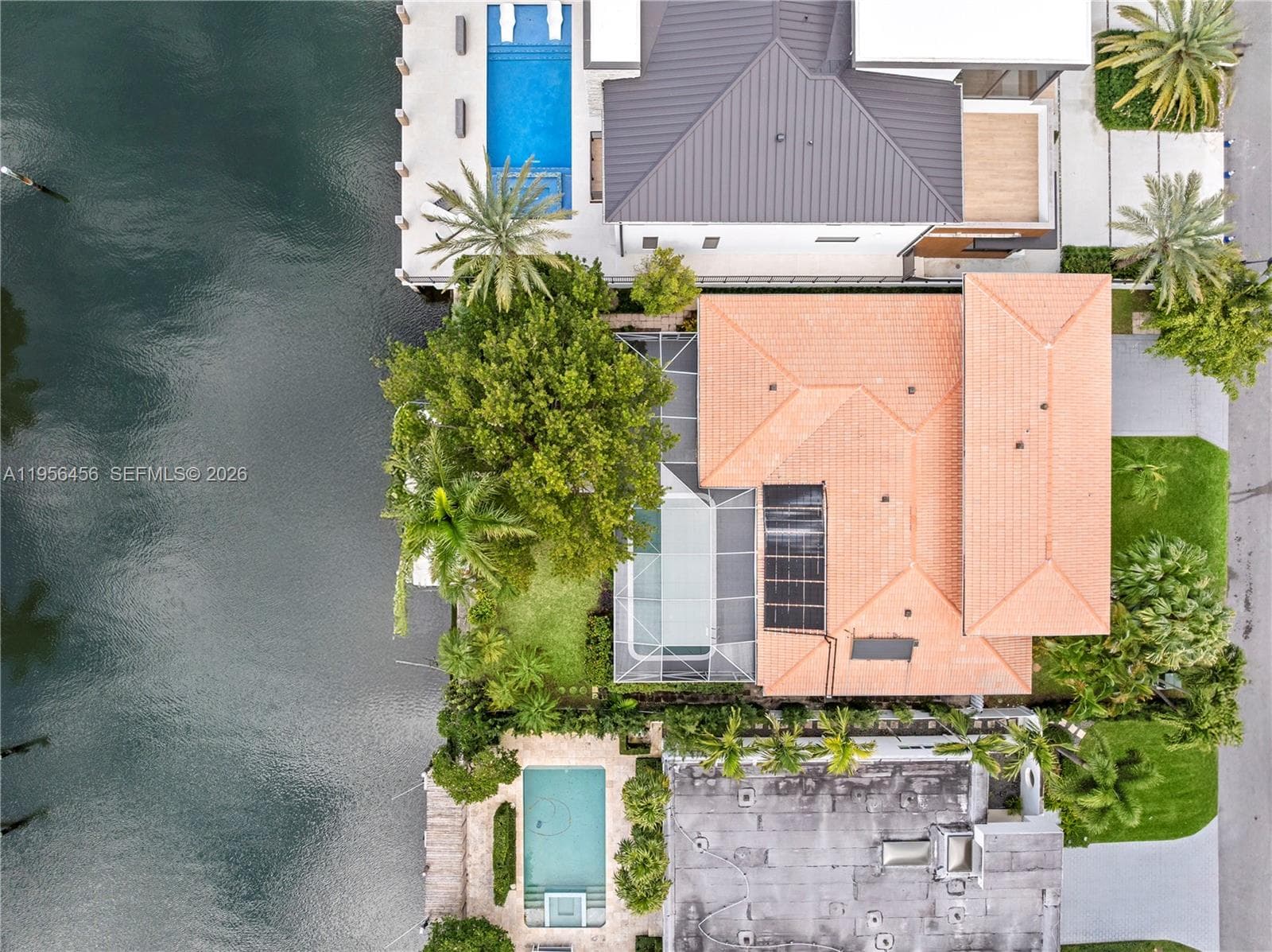 405 Bontona Ave, Fort Lauderdale FL 33301 photo 4