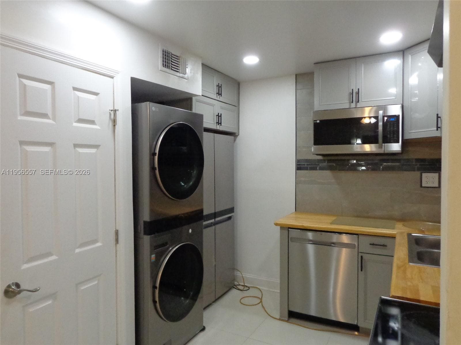 4172 Inverrary Dr # 110, Lauderhill FL 33319 photo 5
