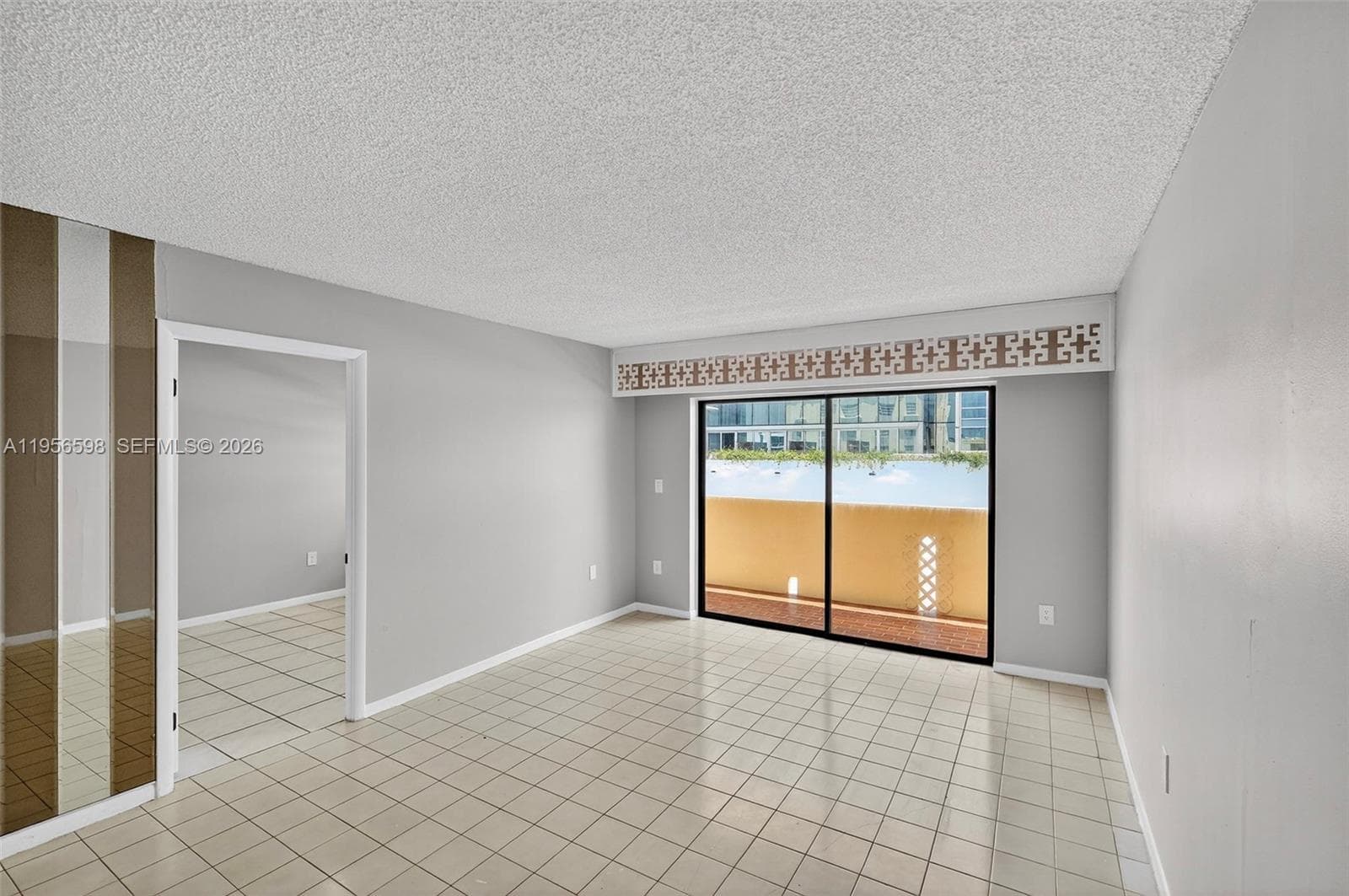 2924 Collins Avenue # 501, Miami Beach FL 33140 photo 4
