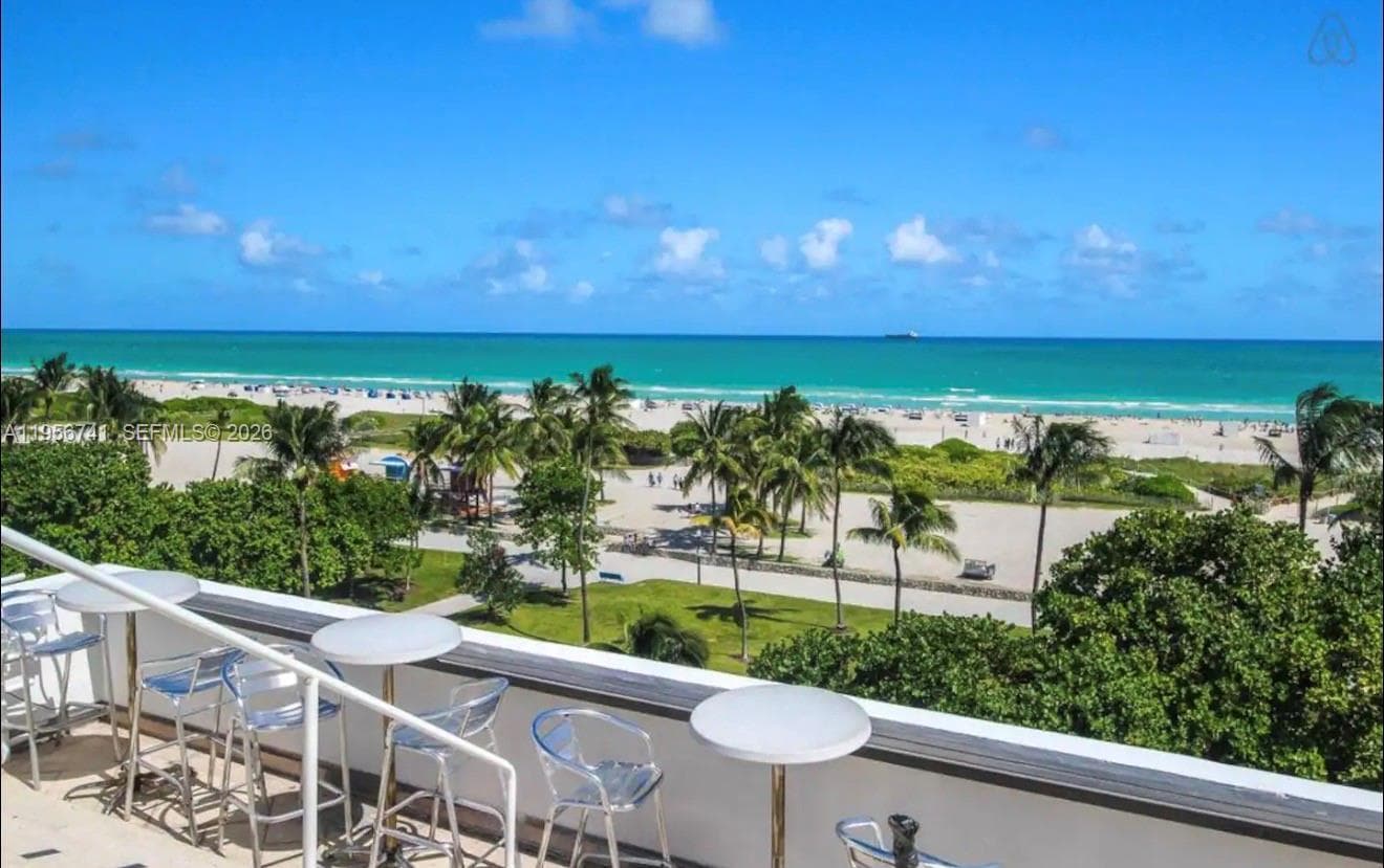 1036 Ocean Dr # B201, Miami Beach FL 33139