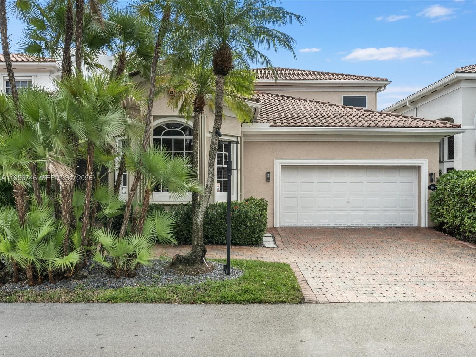 3960 194th Trl, Sunny Isles Beach FL 33160
