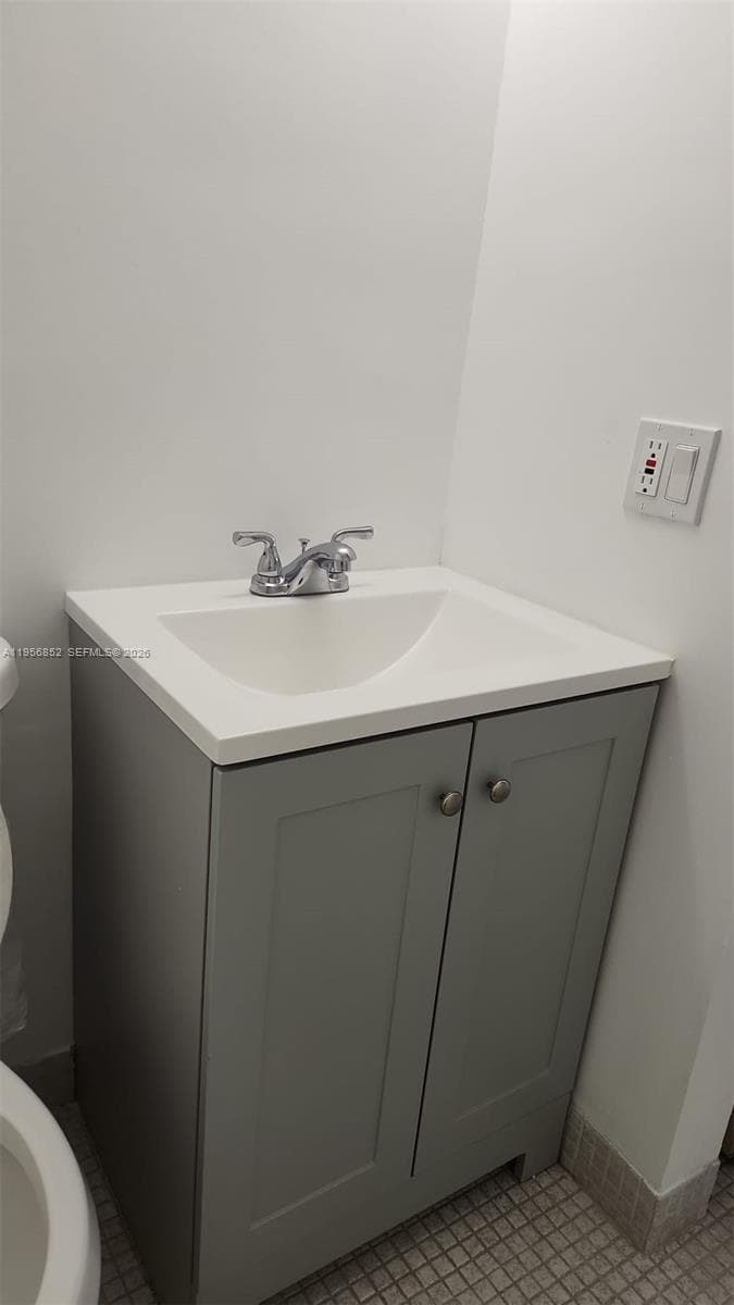 4174 Inverrary Dr # 311, Lauderhill FL 33319 photo 4