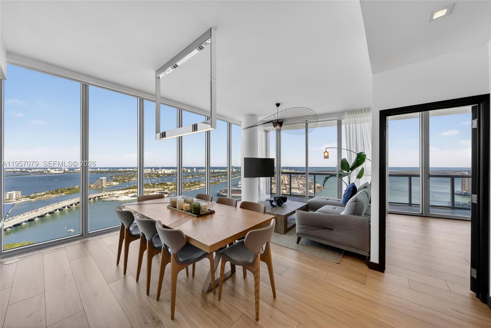 888 Biscayne Blvd # 5508, Miami FL 33132 photo 3