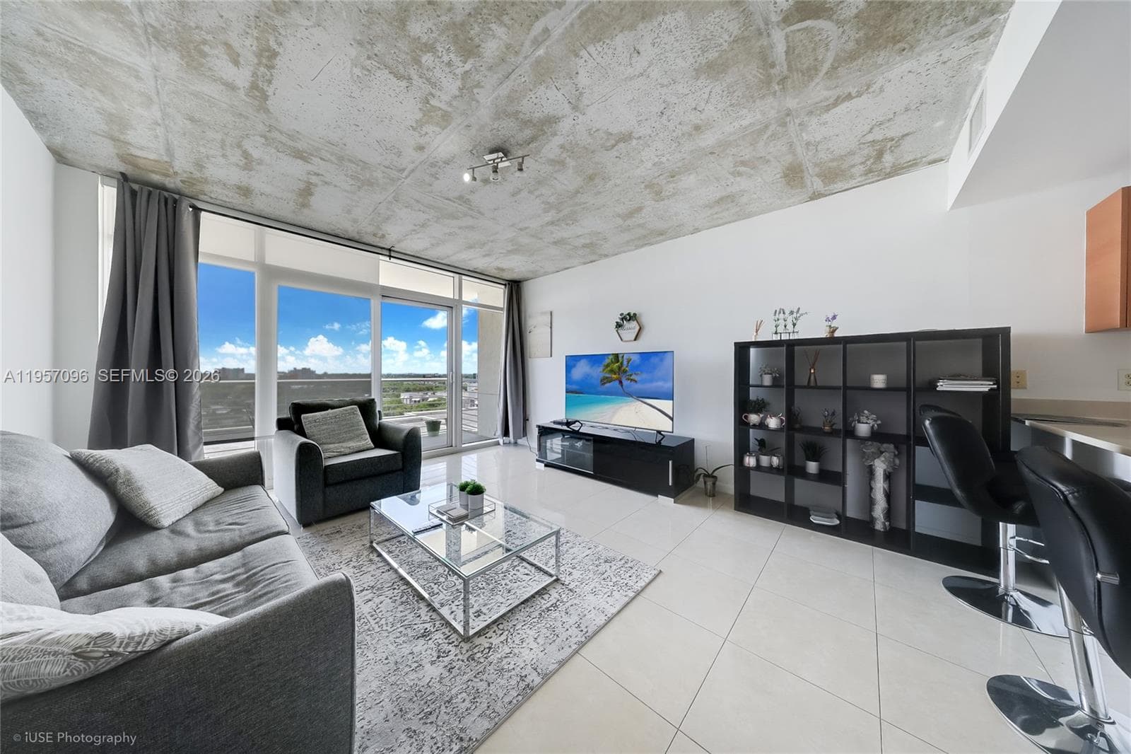 3250 NE 1st Ave # 811, Miami FL 33137 photo 4