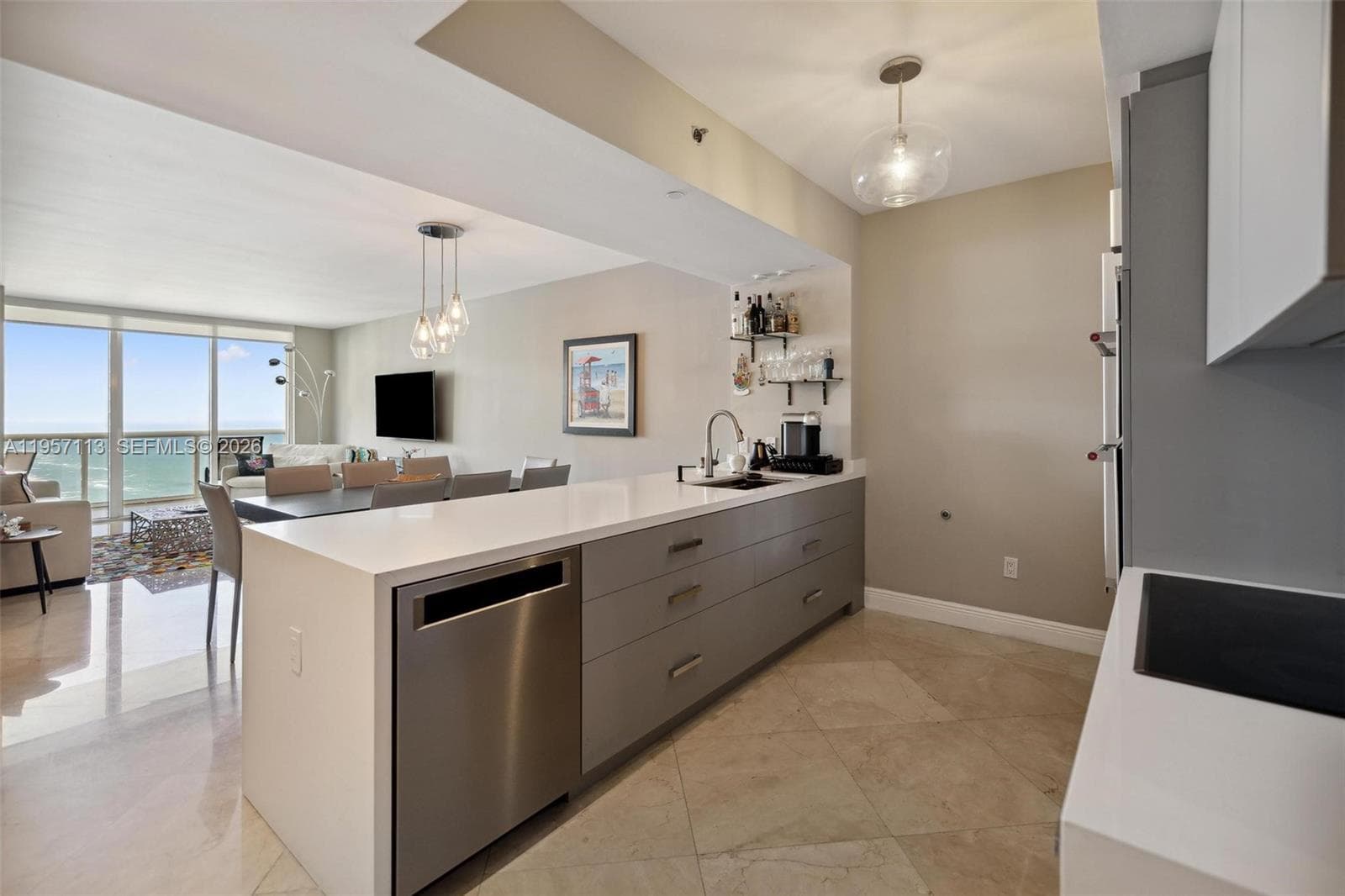 1830 S Ocean Dr # 4211, Hallandale Beach FL 33009