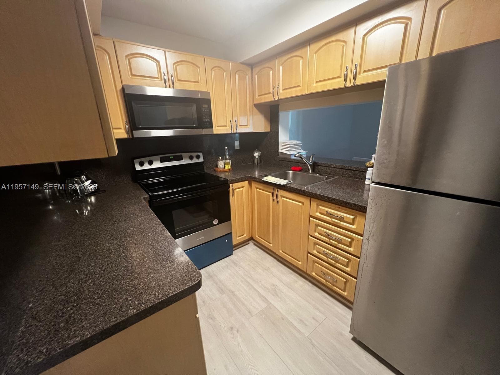 11750 SW 18th St # 1, Miami FL 33175 photo 5
