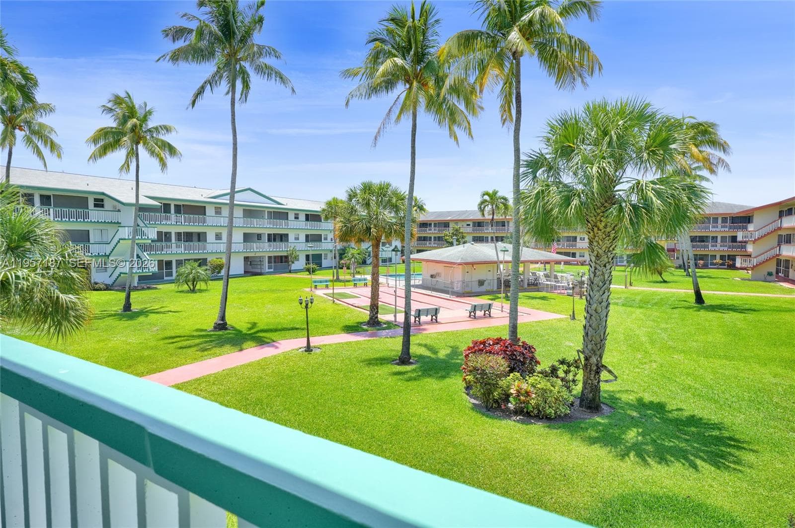 5300 Washington St # I205, Hollywood FL 33021