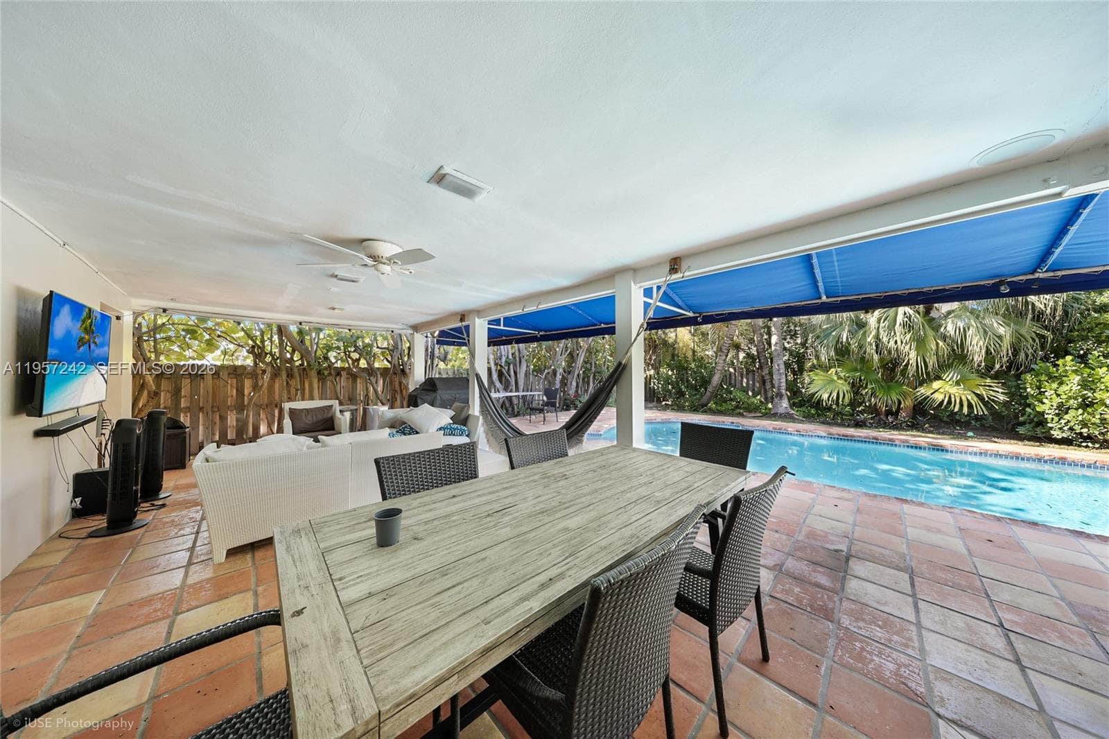 526 Satinwood Dr, Key Biscayne FL 33149 photo 4