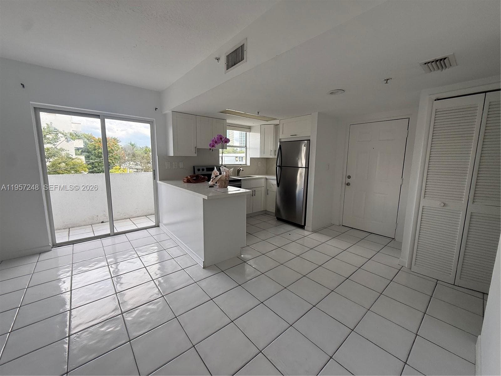 3052 SW 27th Ave # 301, Miami FL 33133 photo 2