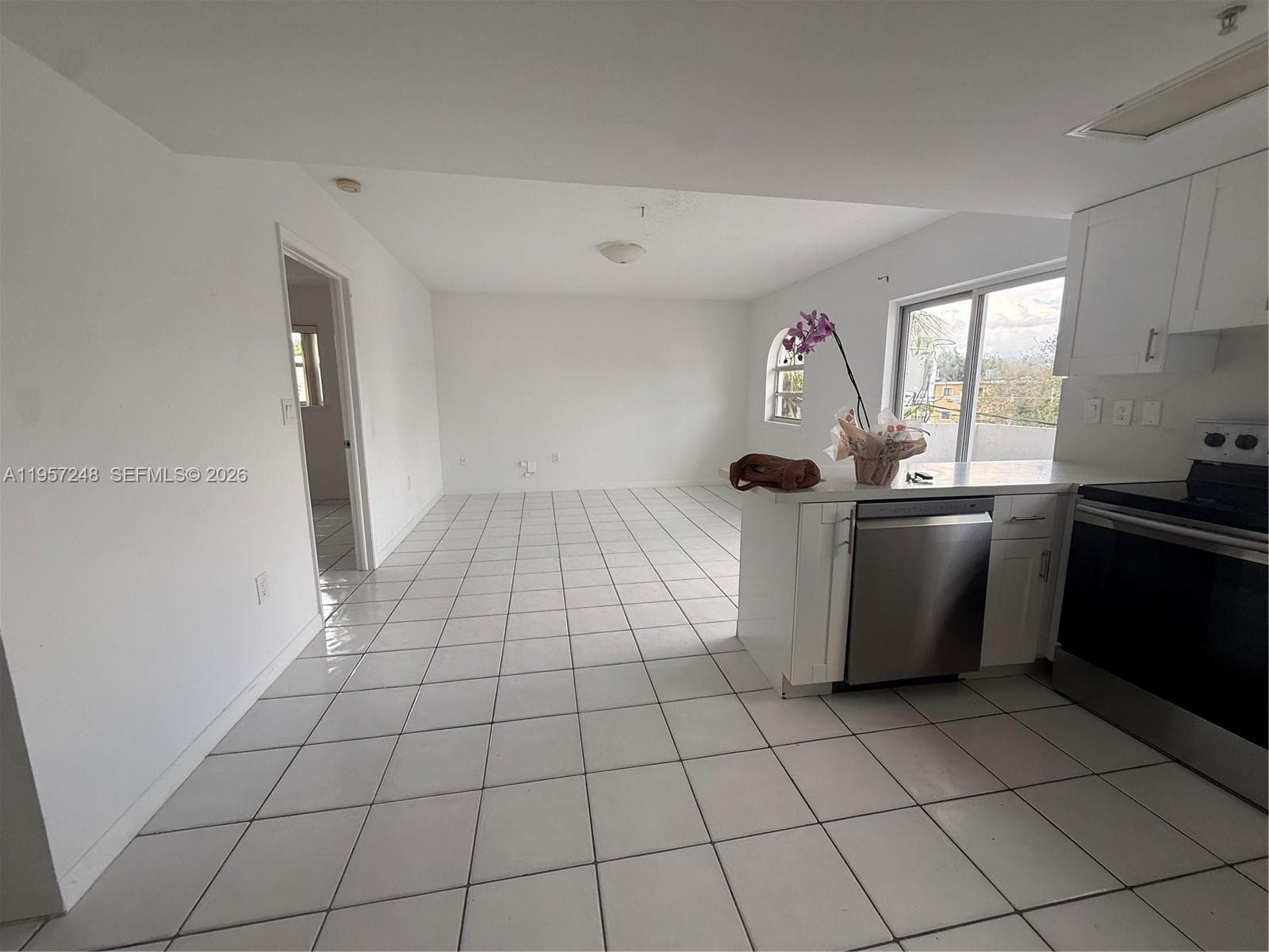 3052 SW 27th Ave # 301, Miami FL 33133 photo 3
