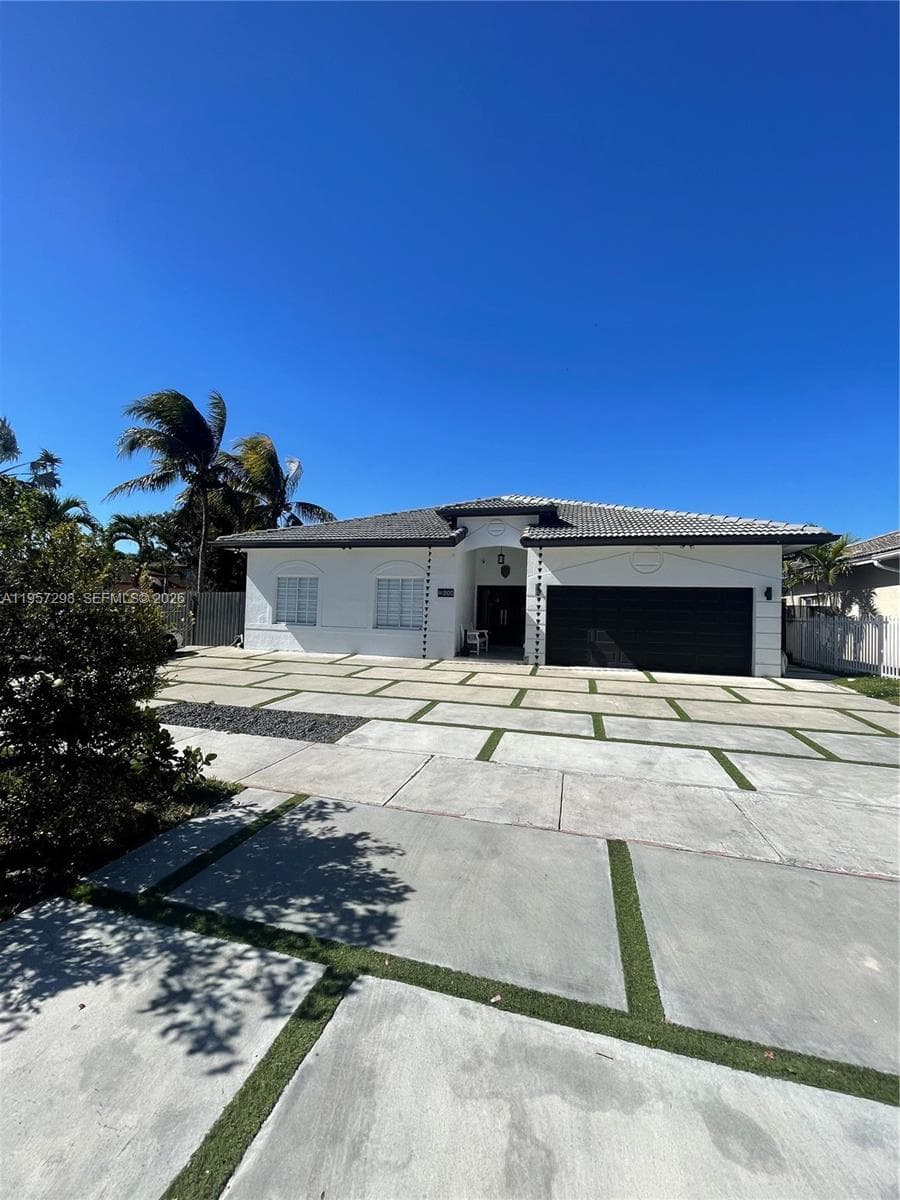 14200 SW 160th Ct, Miami FL 33196