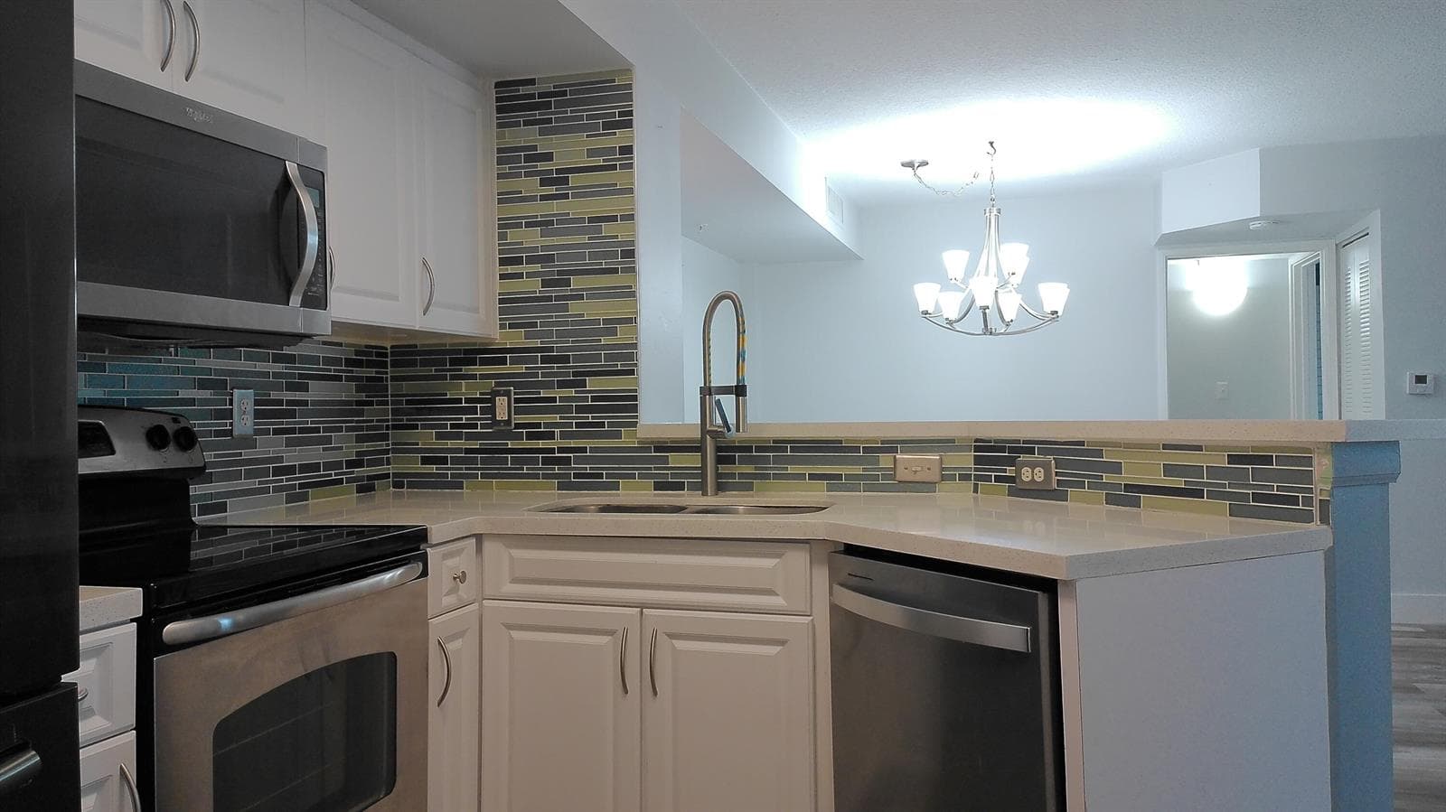 1000 Scotia Drive # 304, Hypoluxo FL 33462 photo 4