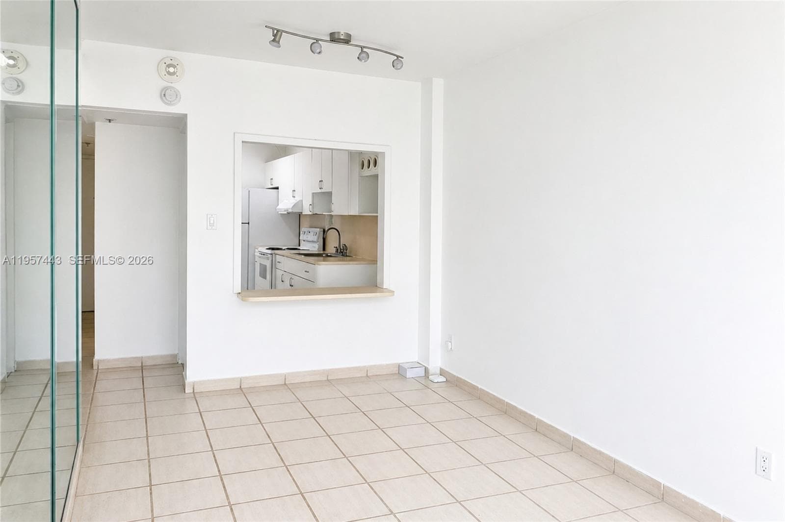 100 Lincoln Rd # 732, Miami Beach FL 33139 photo 3