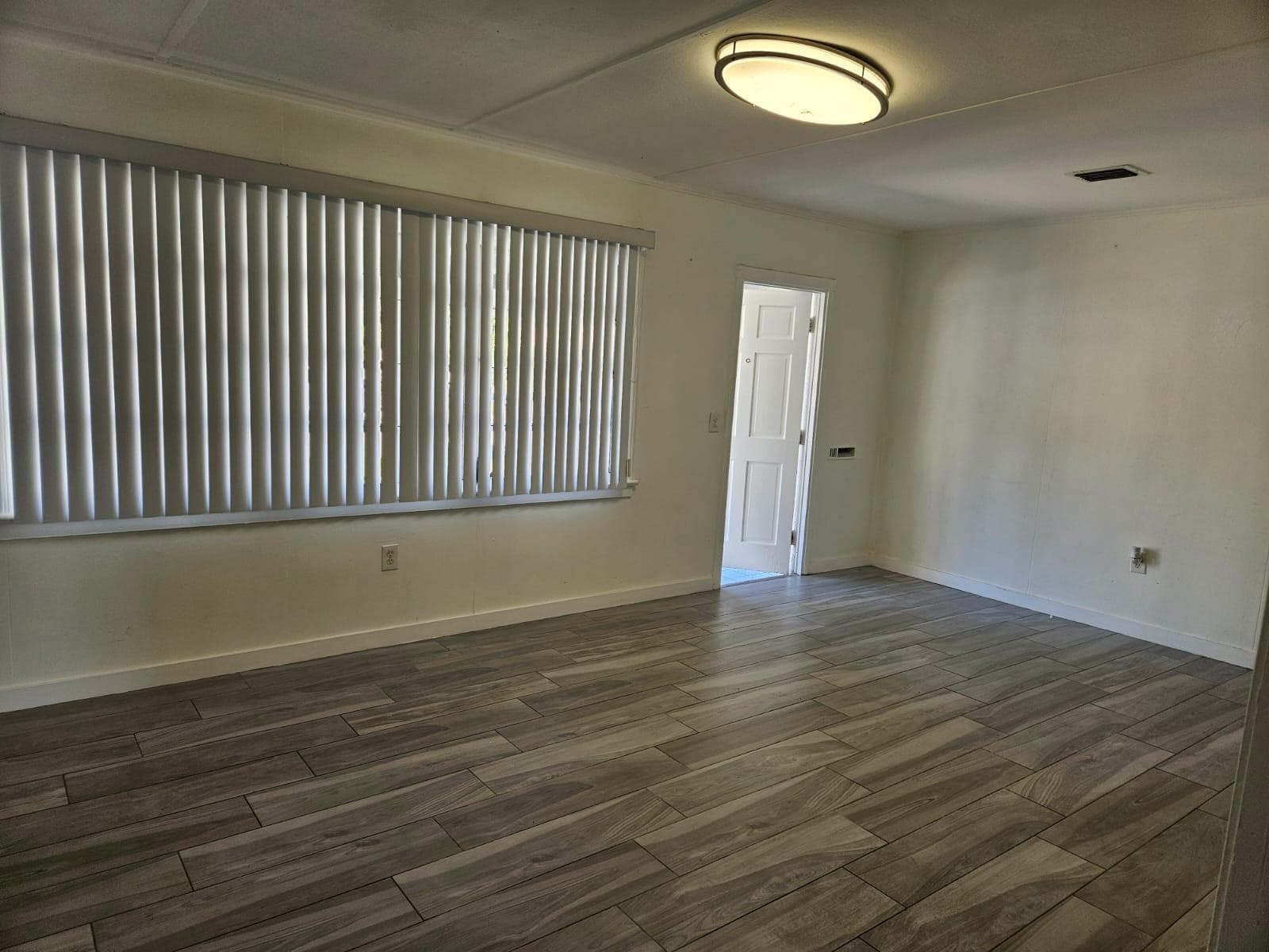 3500 NW 12th Street, Miami FL 33125 photo 3