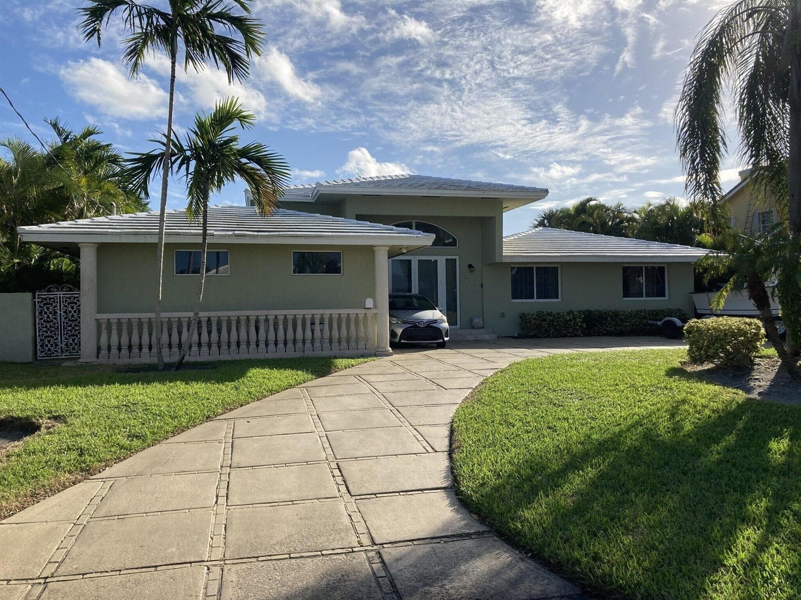 2740 NE 10th Street, Pompano Beach FL 33062 photo 2