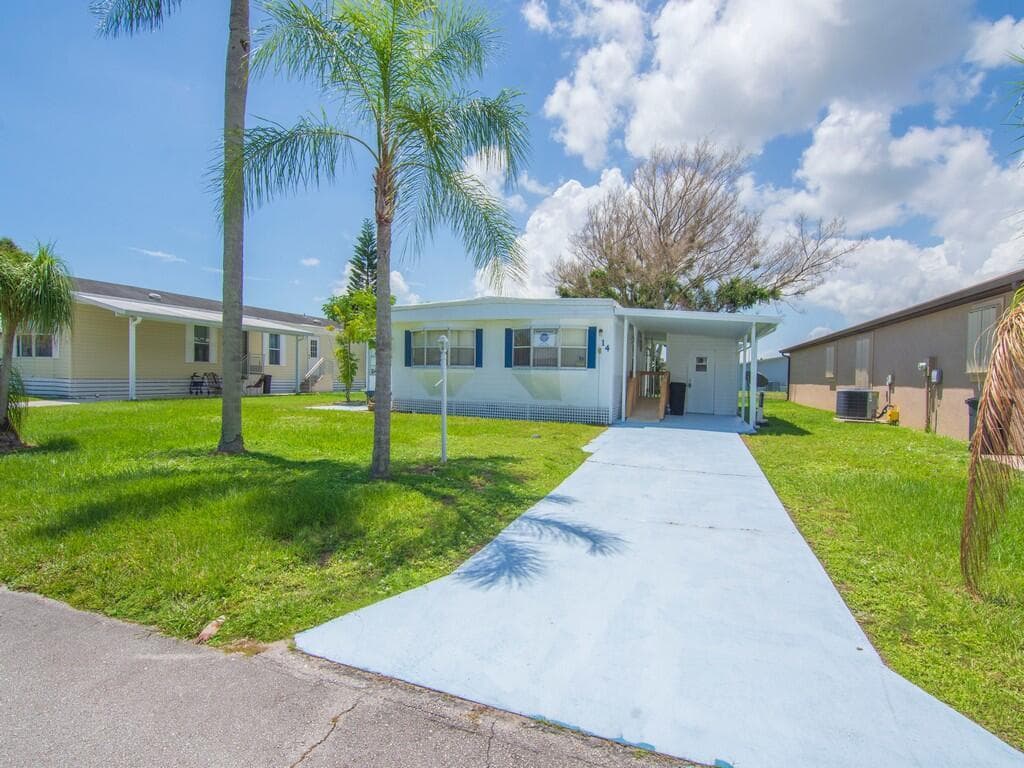 14 Golf Drive, Port St. Lucie FL 34952 photo 2