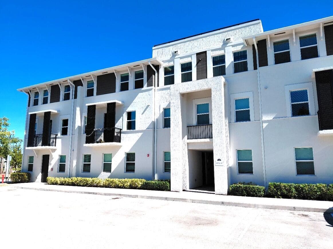 8878 Lake Worth Road # 209, Lake Worth FL 33467 photo 2