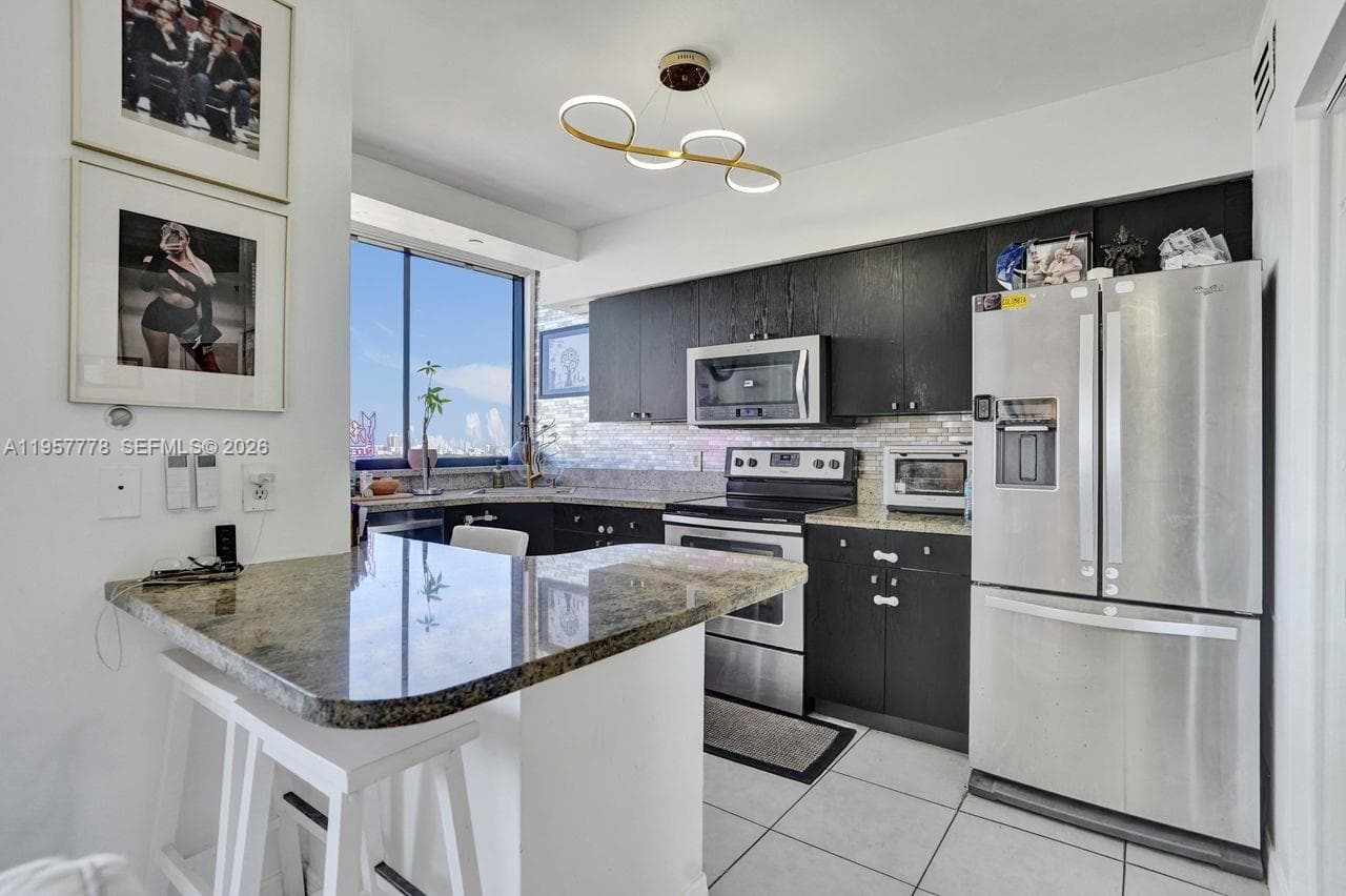 1330 West Ave # 1811, Miami Beach FL 33139 photo 2